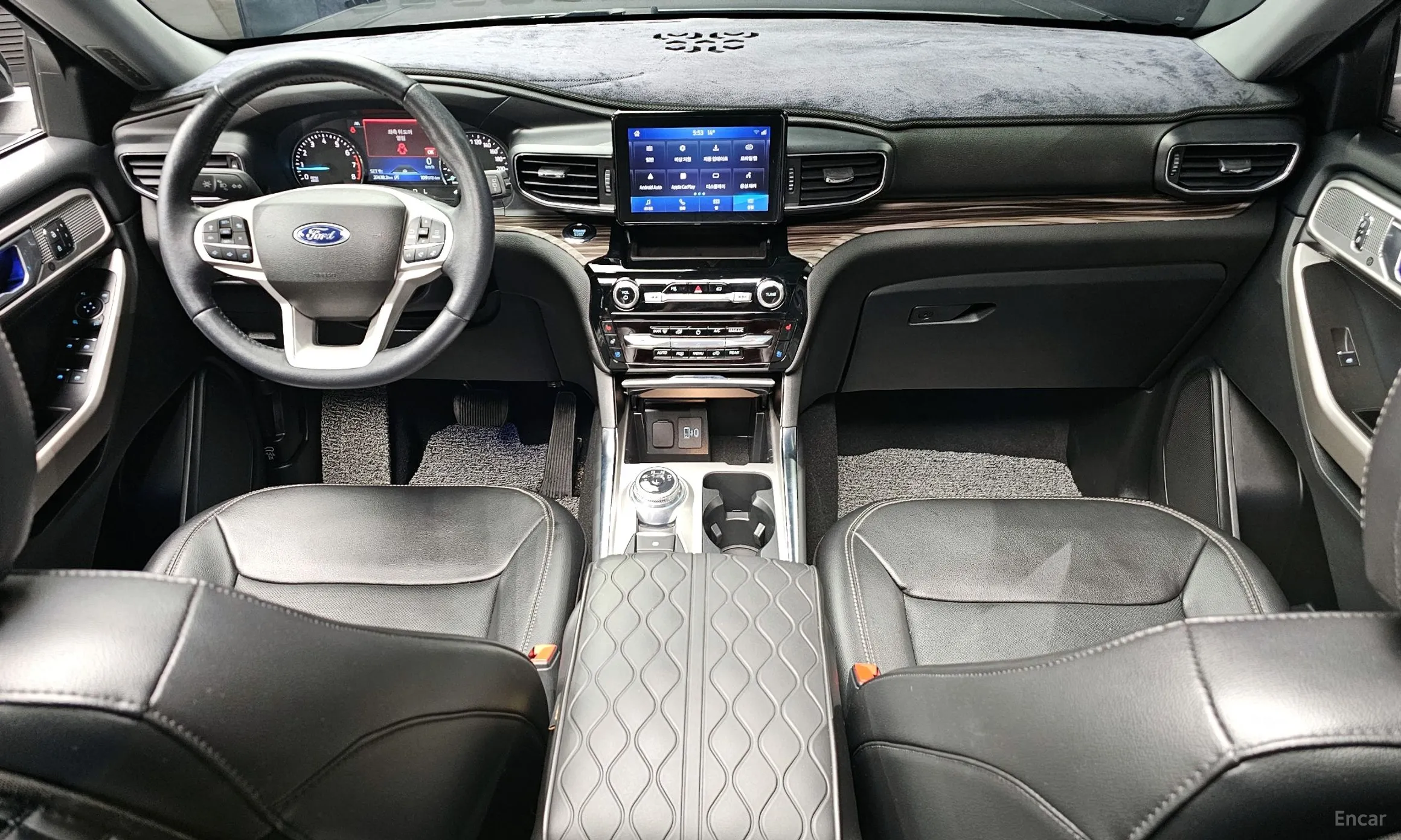 Ford Explorer 6th Generation превью 7