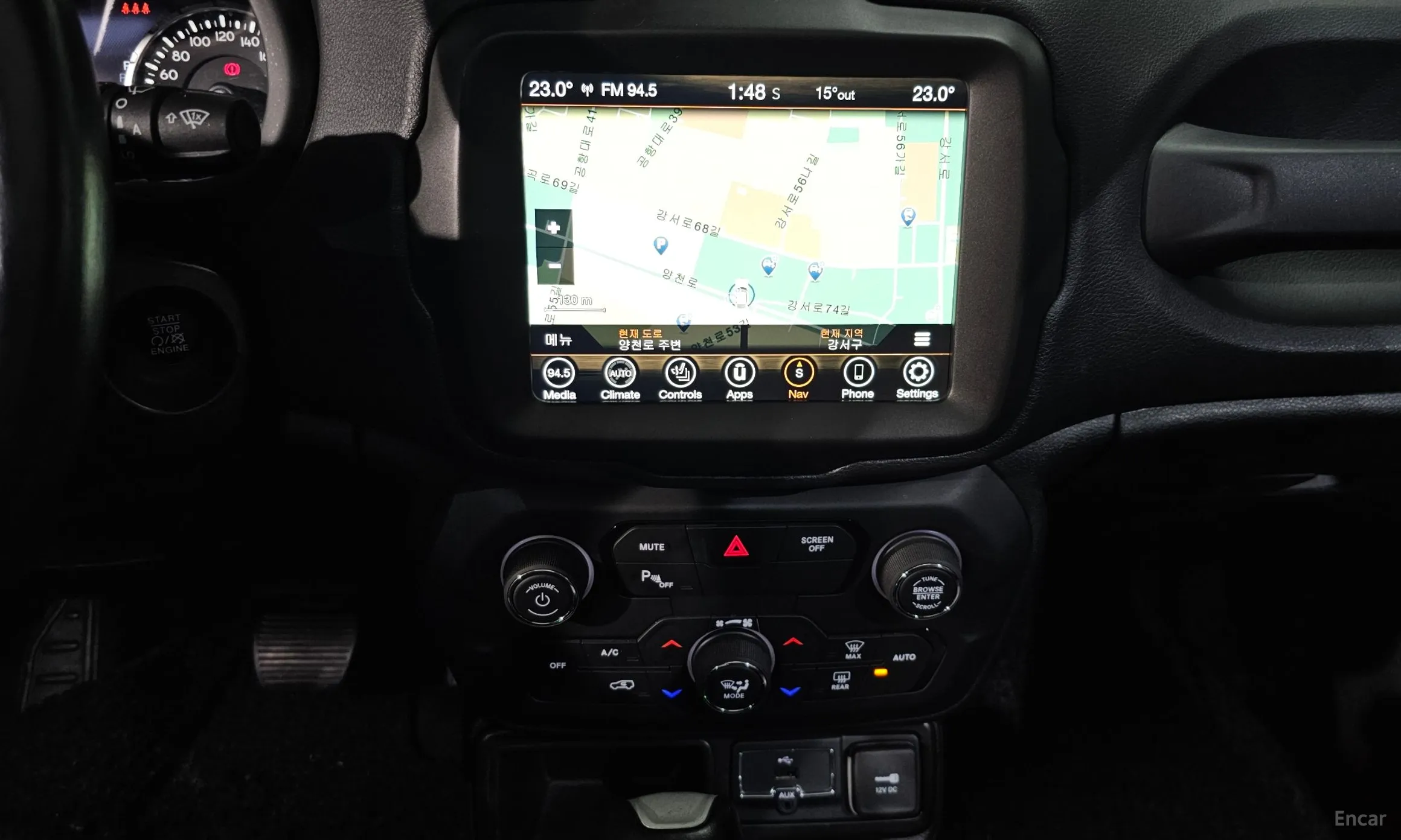 Jeep Renegade превью 14