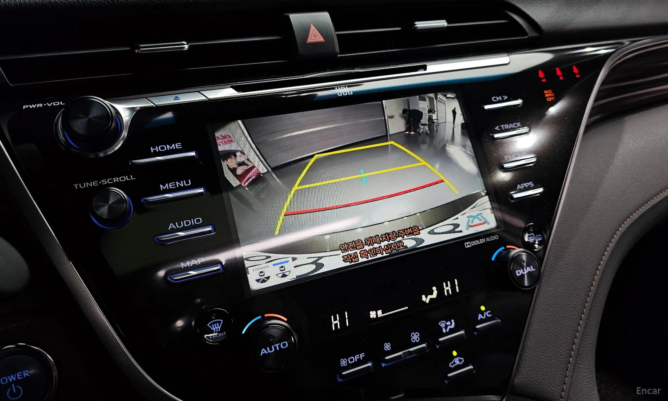 Toyota Camry (XV70) превью 17