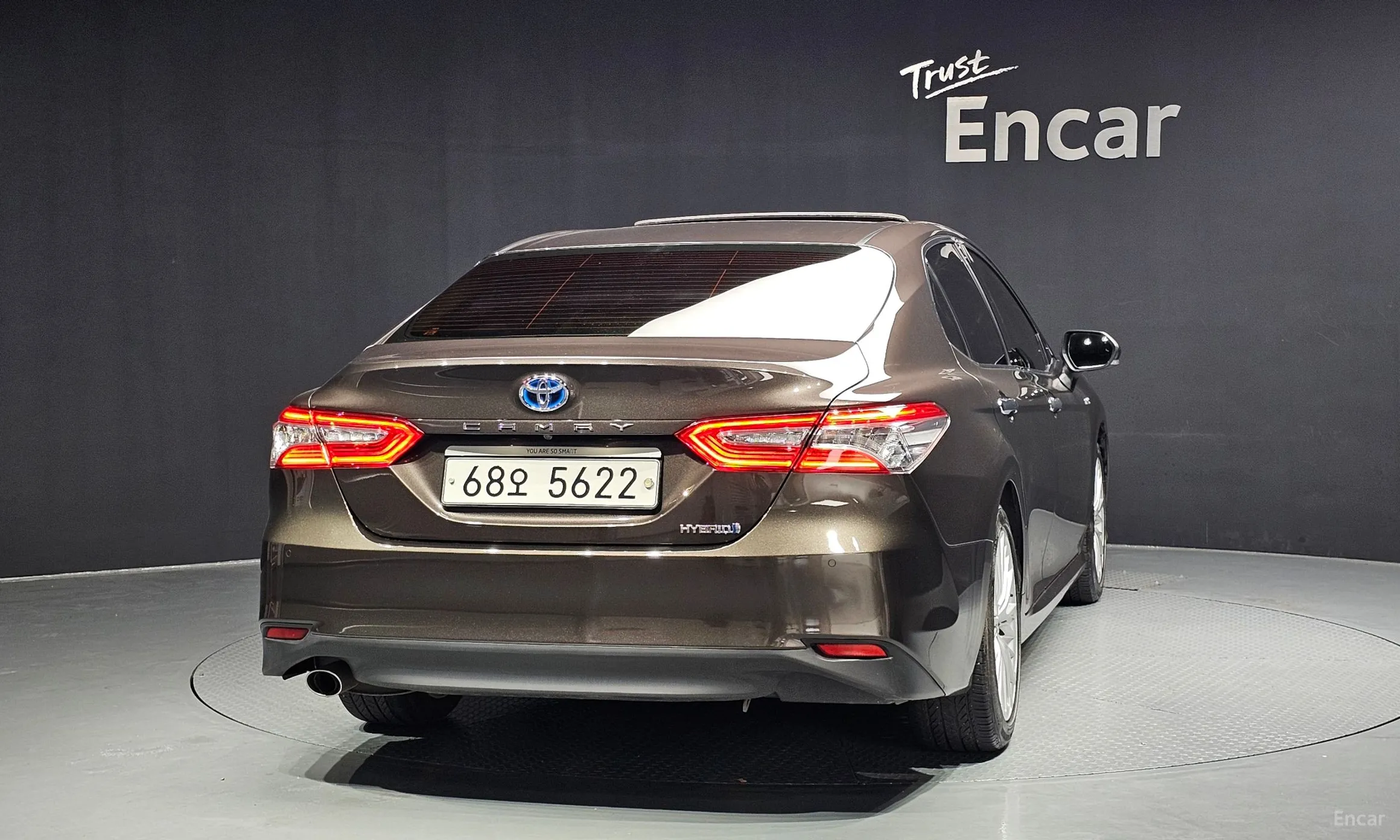 Toyota Camry (XV70) превью 4