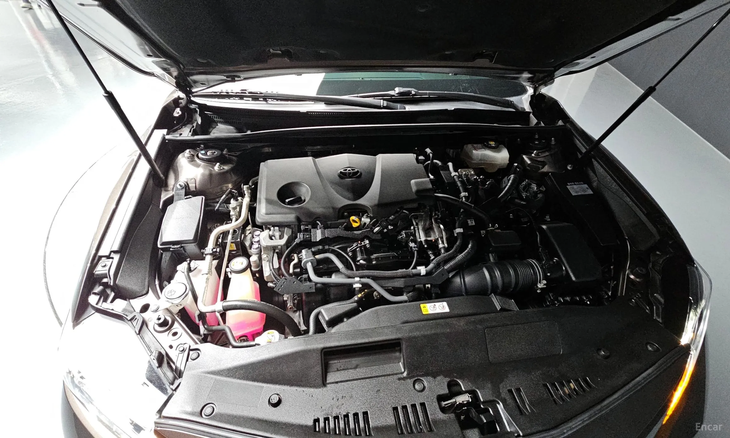 Toyota Camry (XV70) превью 6