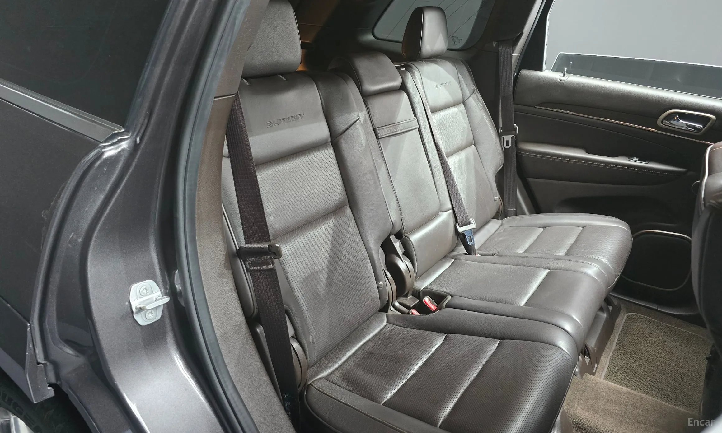 Jeep Grand Cherokee превью 12