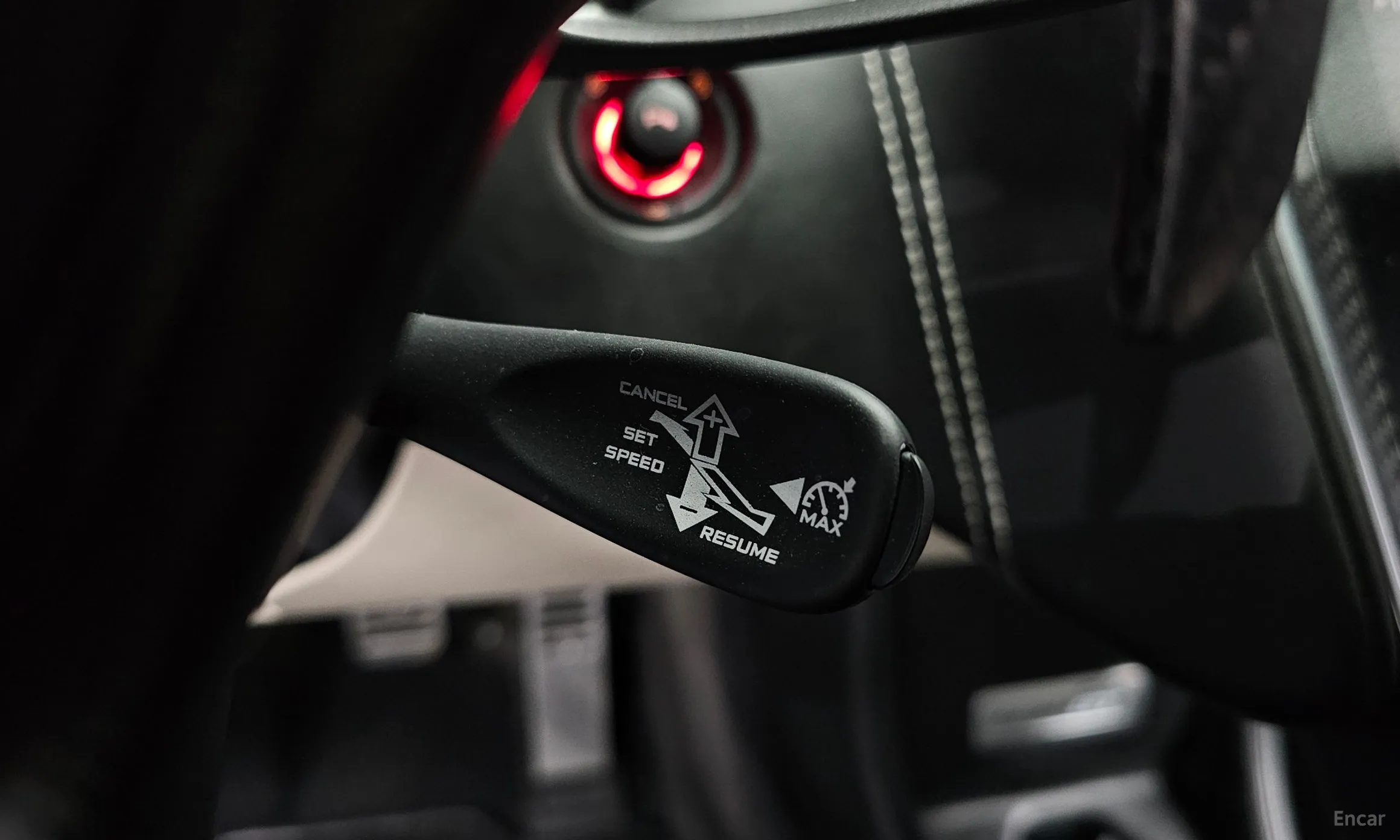 McLaren 570GT превью 16