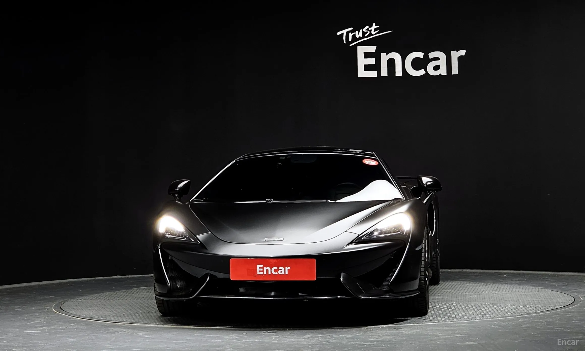 McLaren 570GT превью 3