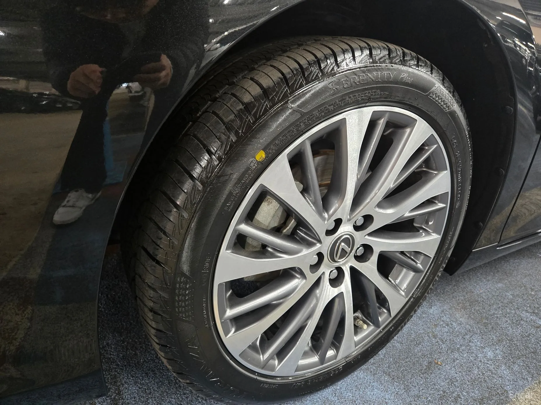 Lexus ES300h 7th Generation превью 18
