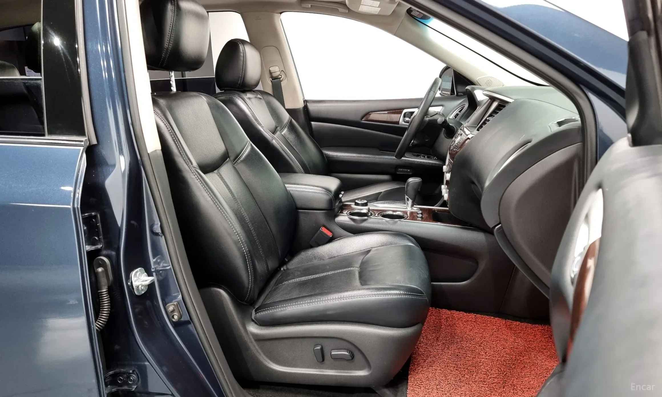 Nissan Pathfinder Gen 4 превью 10