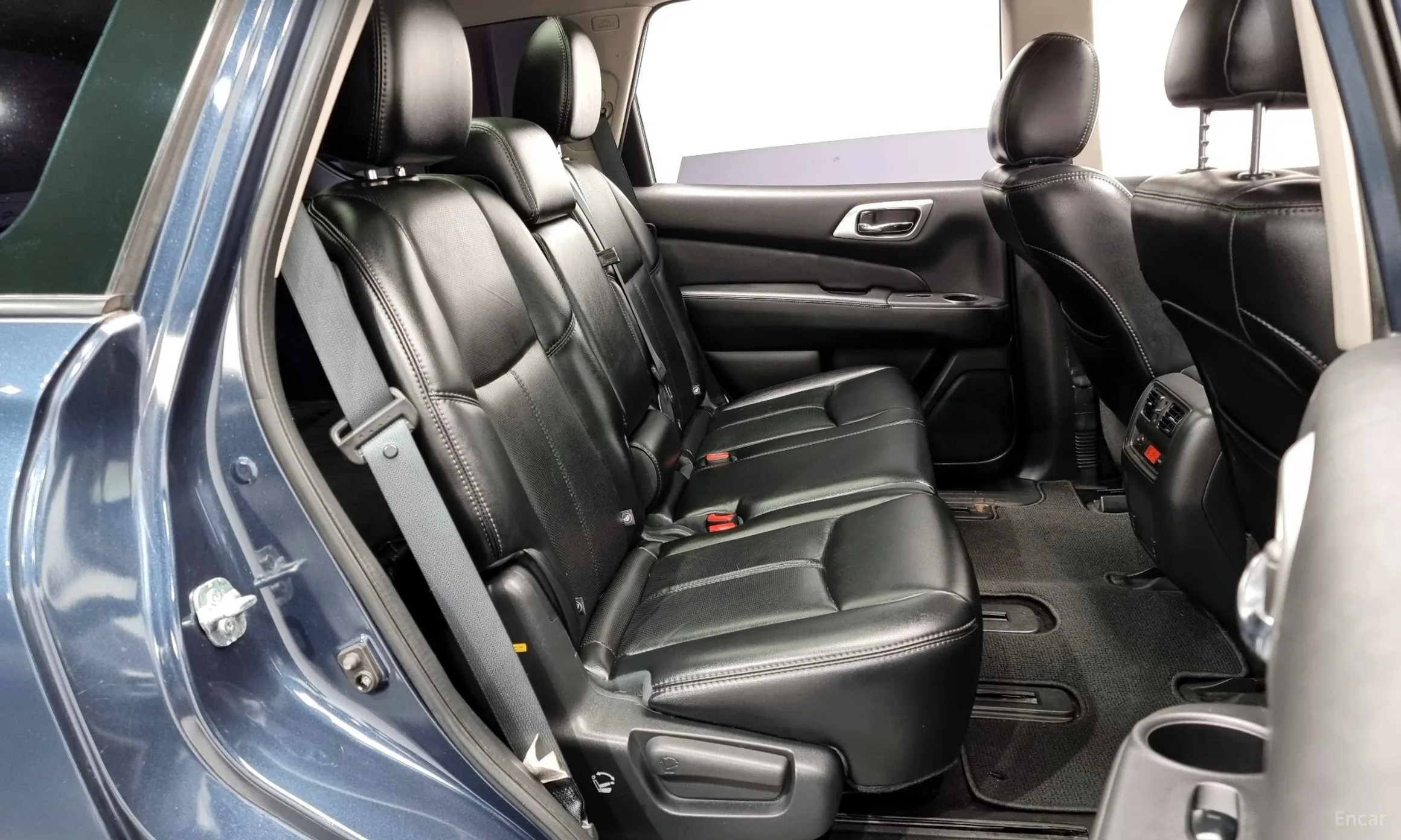 Nissan Pathfinder Gen 4 превью 12