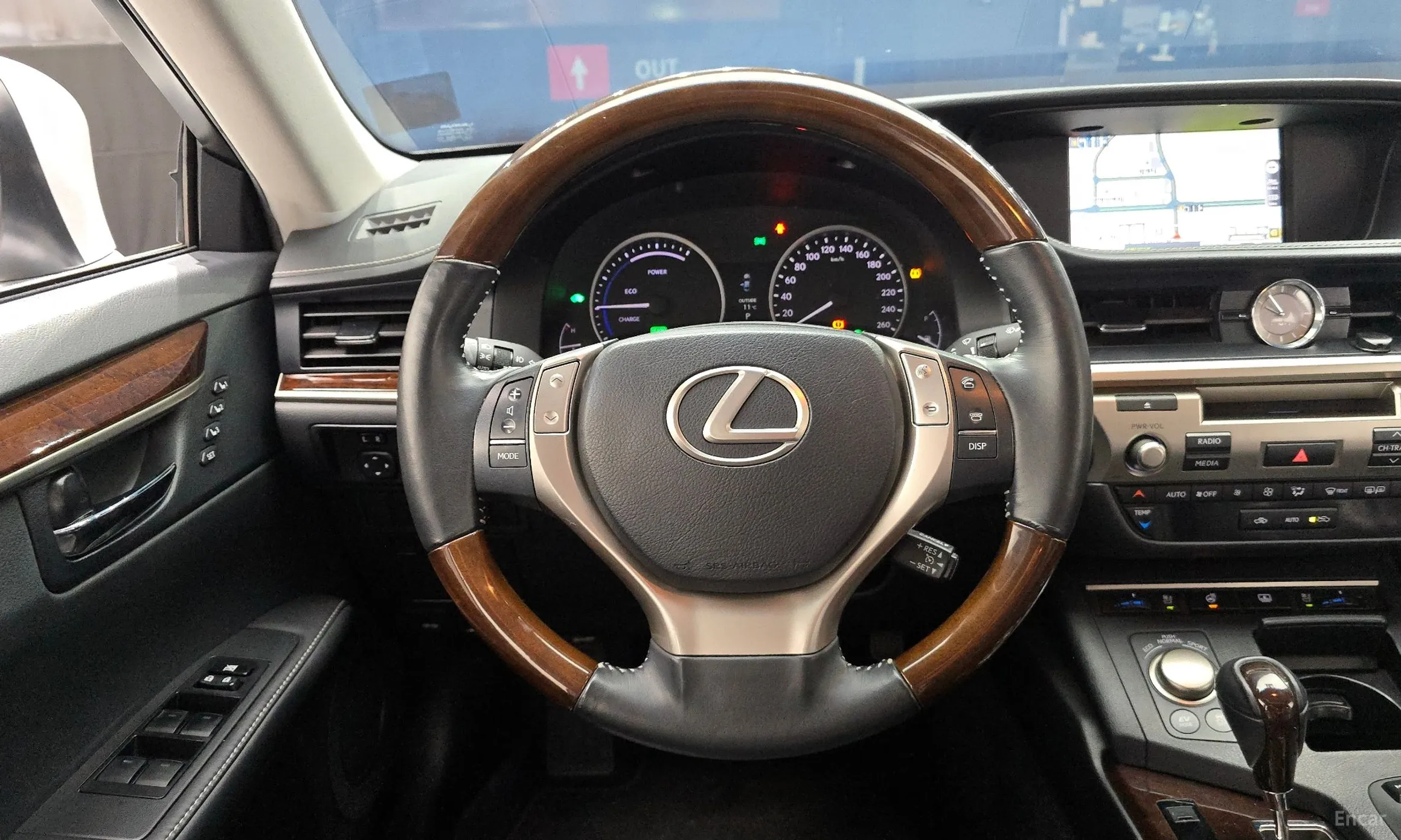 Lexus New ES300h превью 13