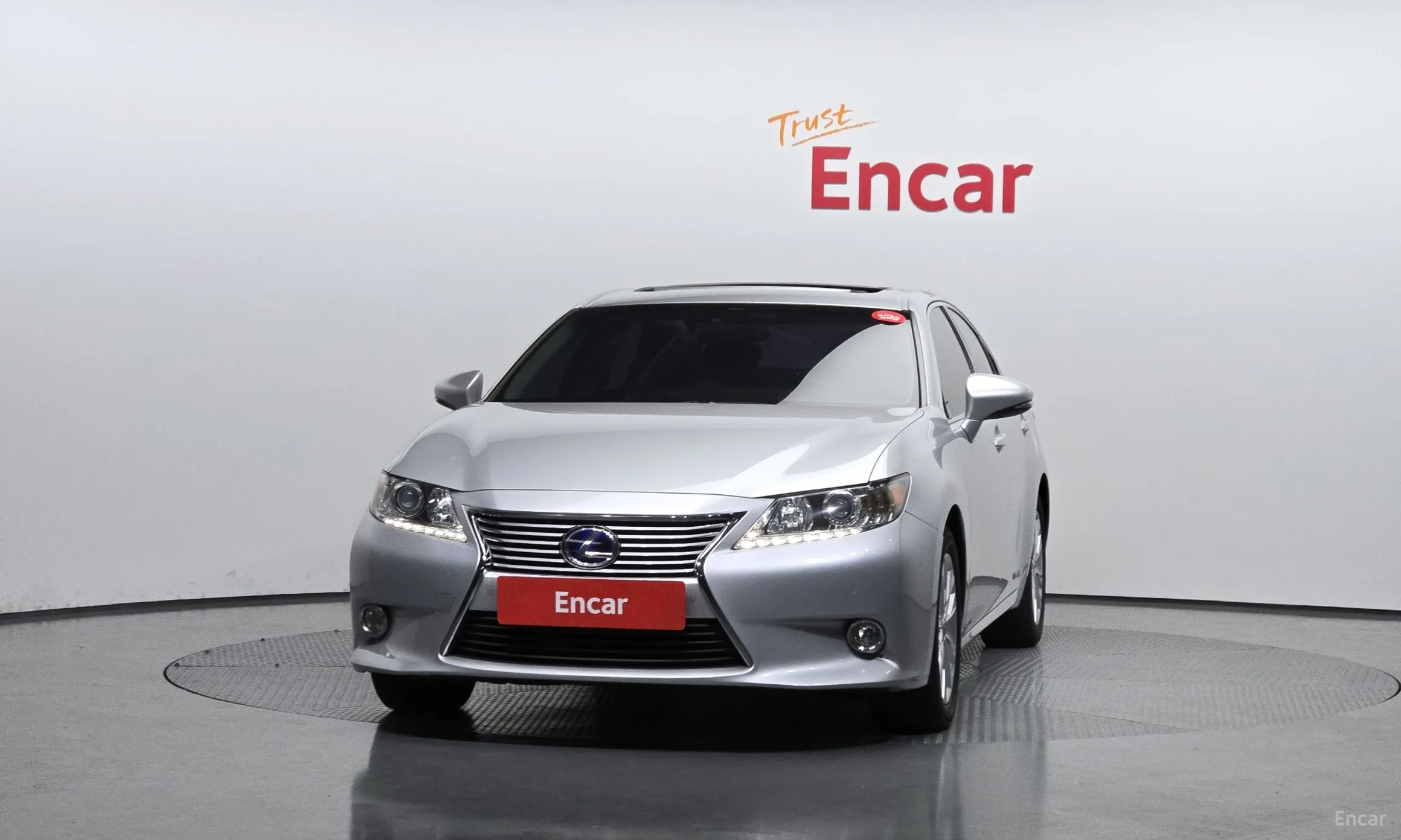 Lexus New ES300h превью 3
