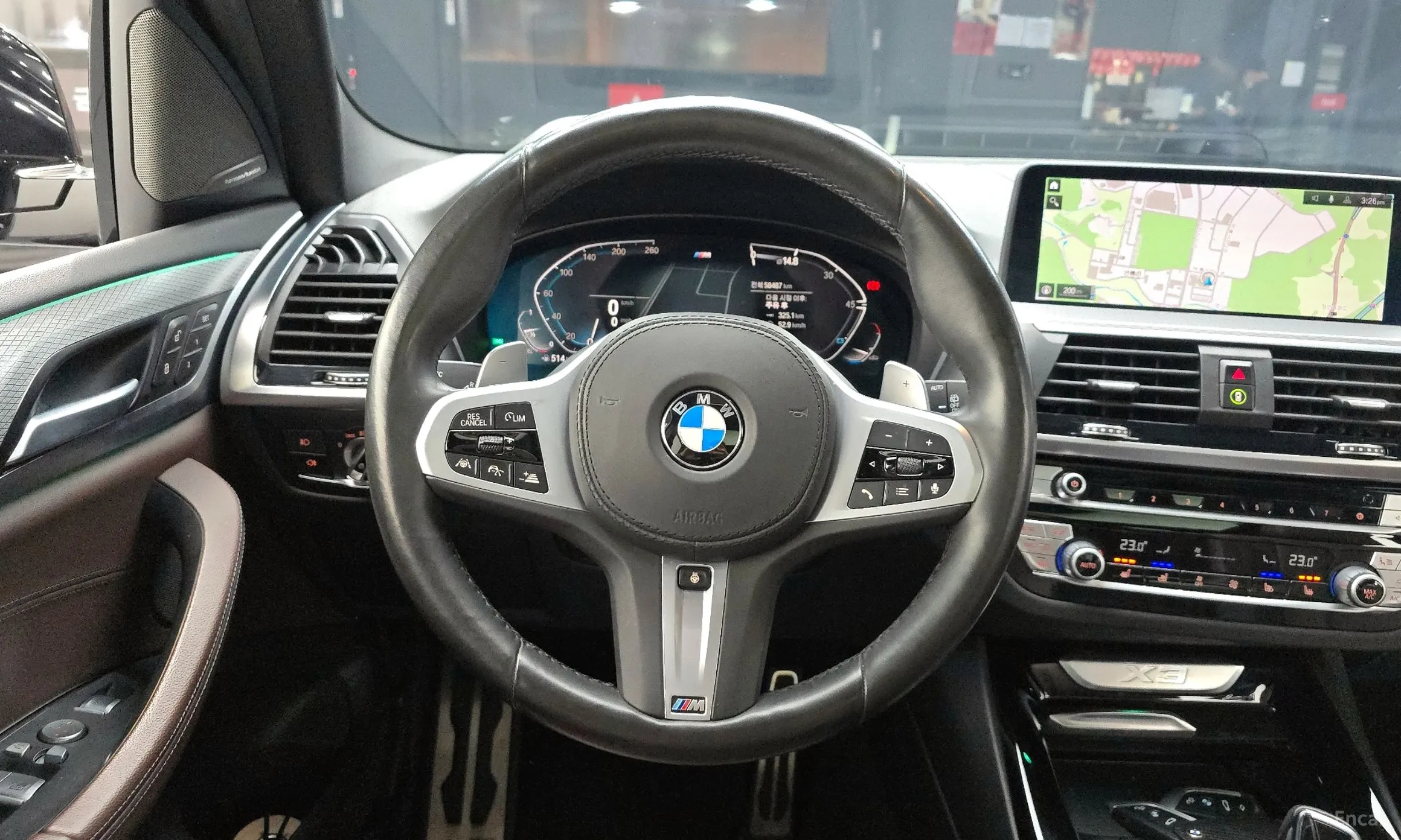 BMW X3 (G01) превью 13