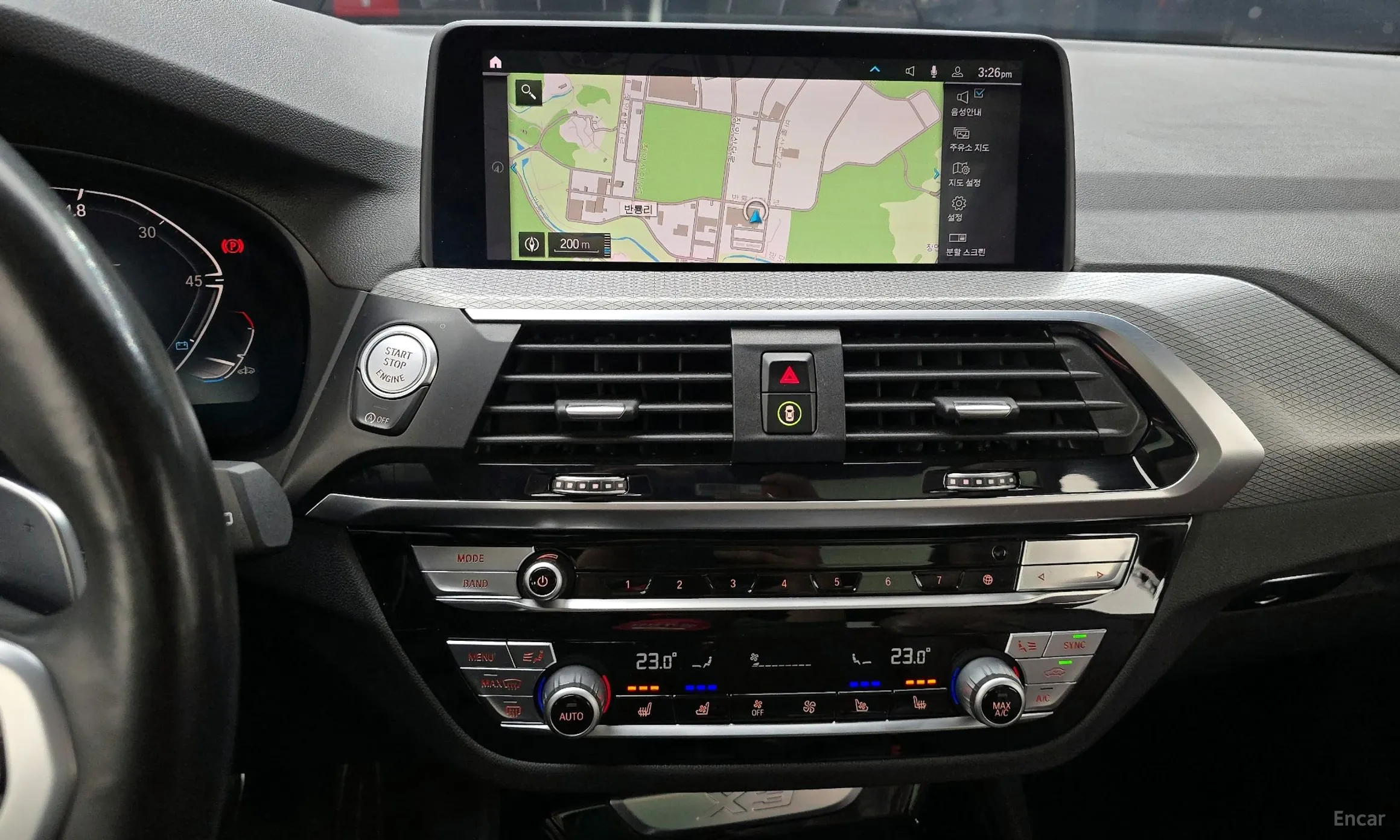 BMW X3 (G01) превью 16