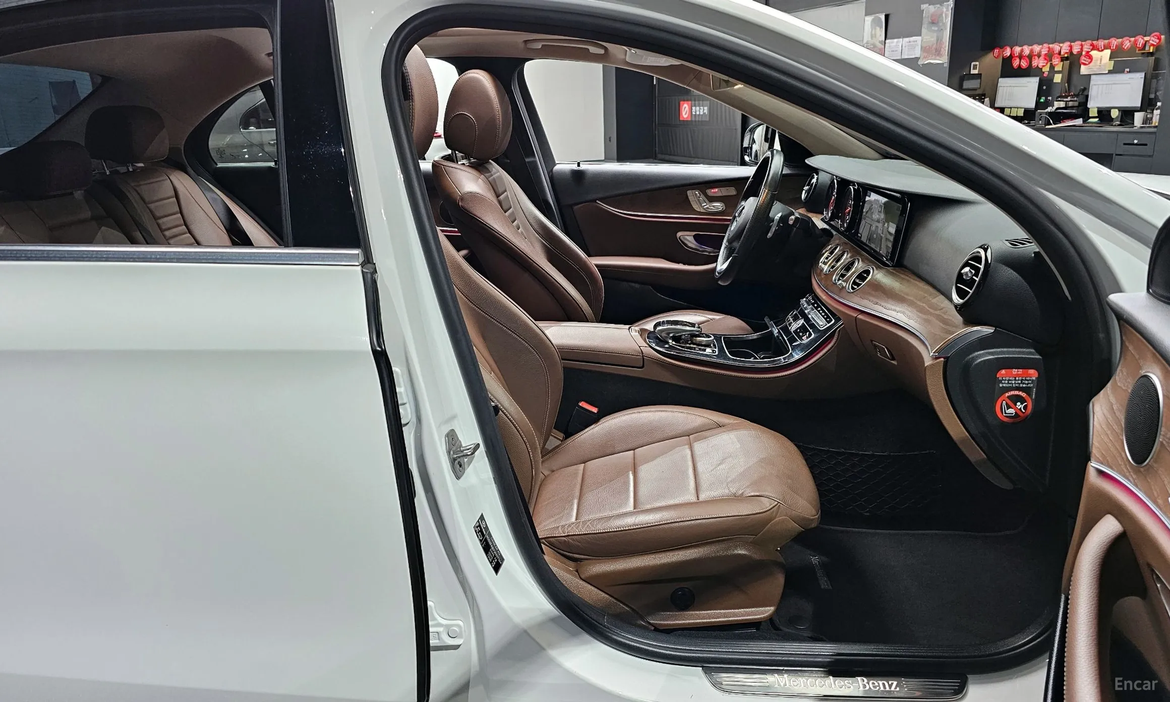 Mercedes Benz E-Class W213 превью 10