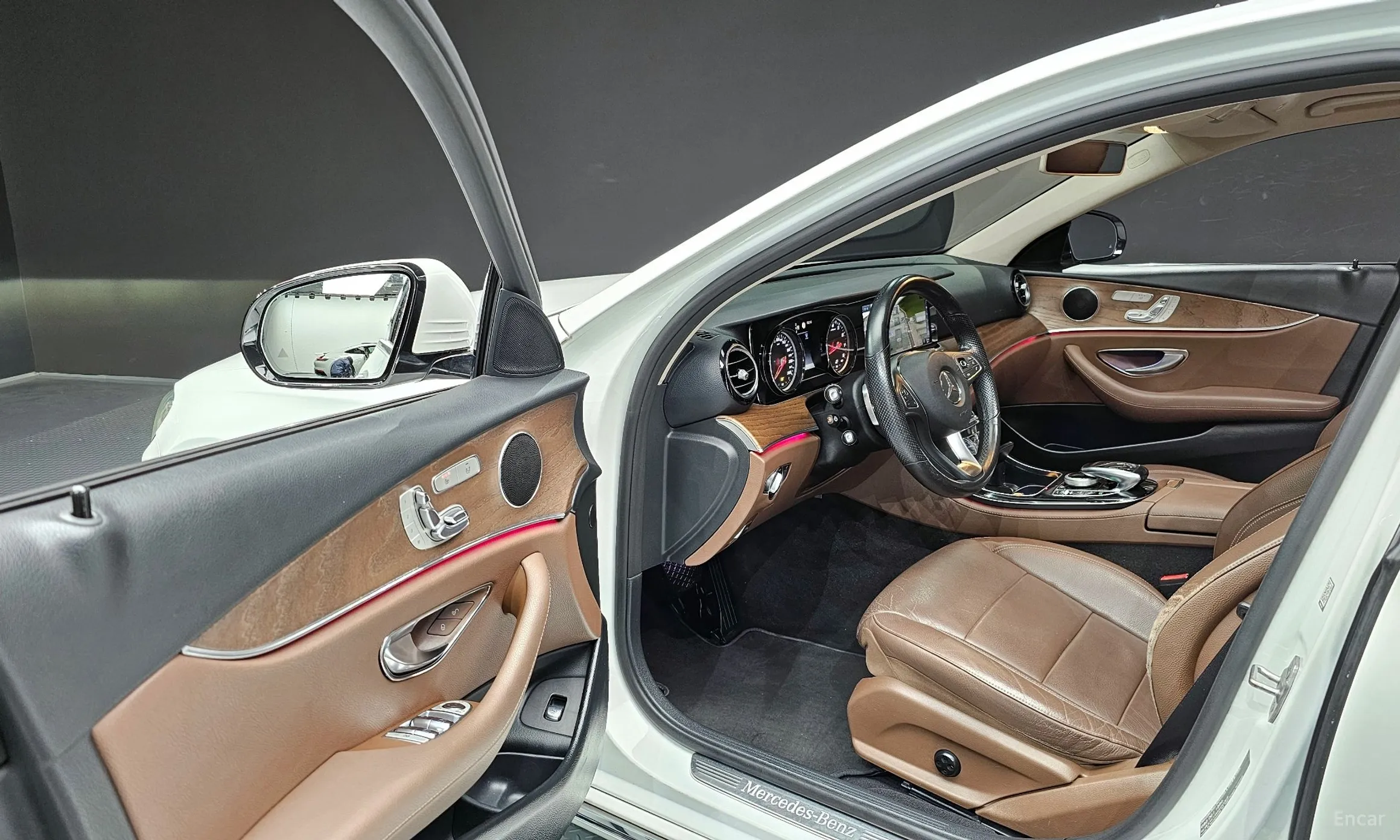 Mercedes Benz E-Class W213 превью 11