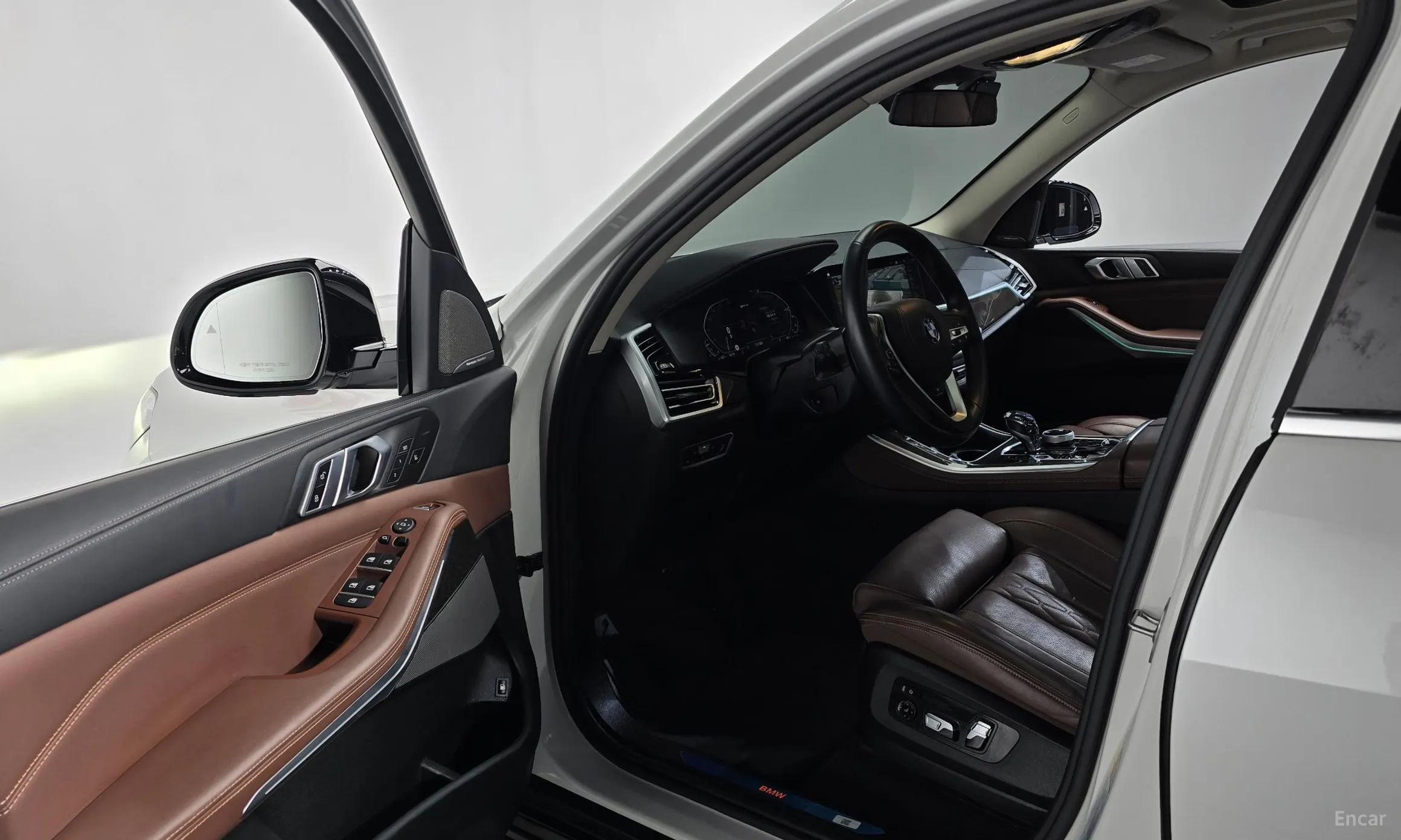 BMW X5 (G05) превью 10