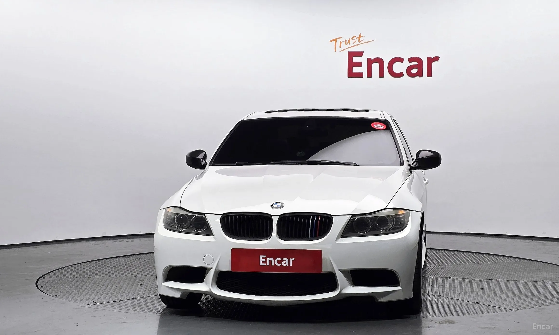 BMW 3 Series (E90) превью 3
