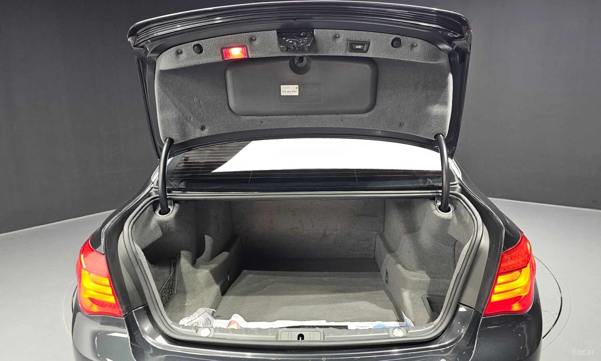 BMW 7 Series (F01) превью 20