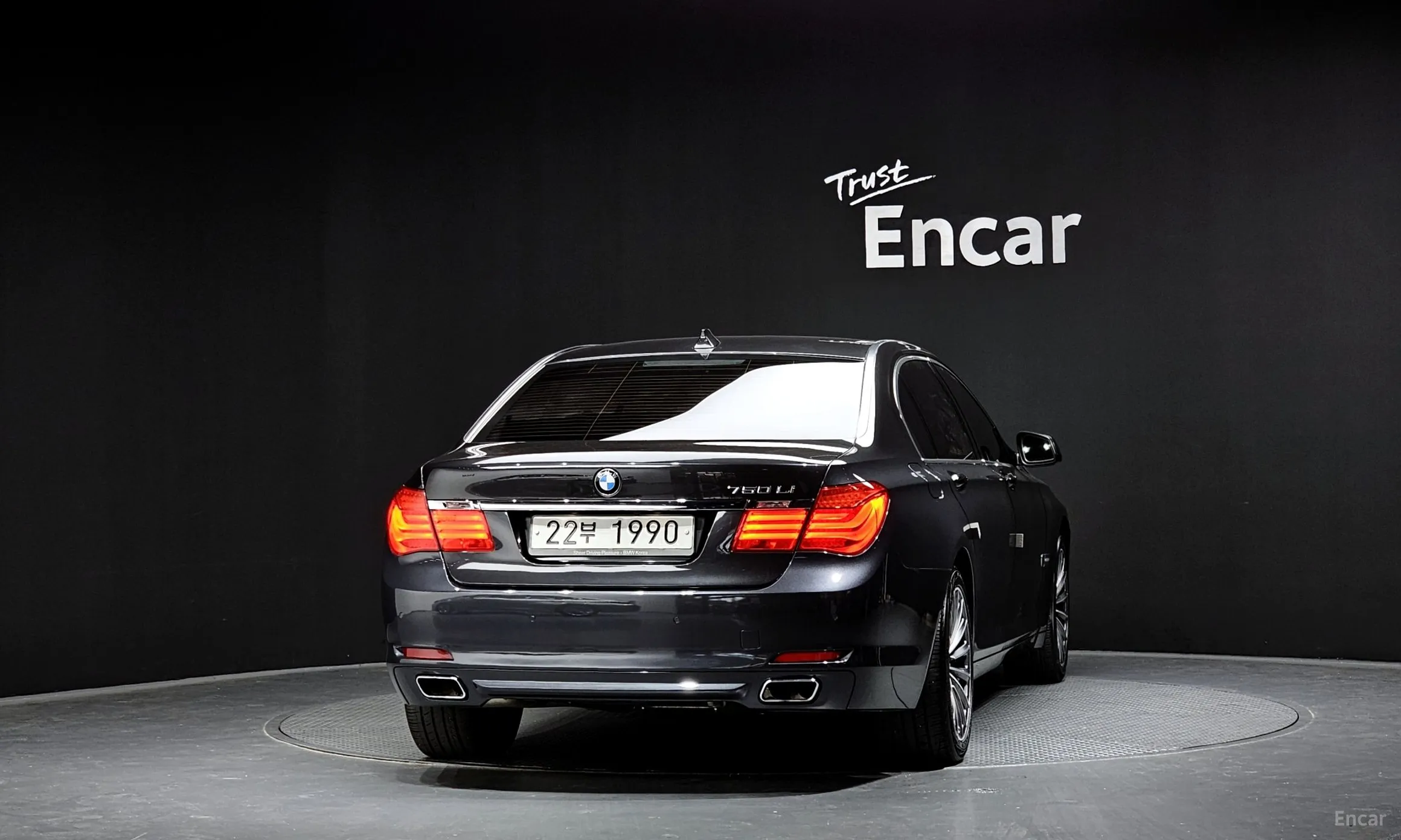 BMW 7 Series (F01) превью 4