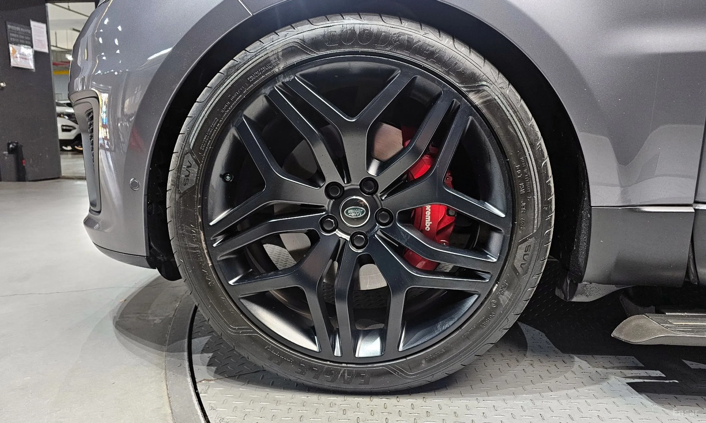 Land Rover Range Rover Sport 2nd Generation превью 5