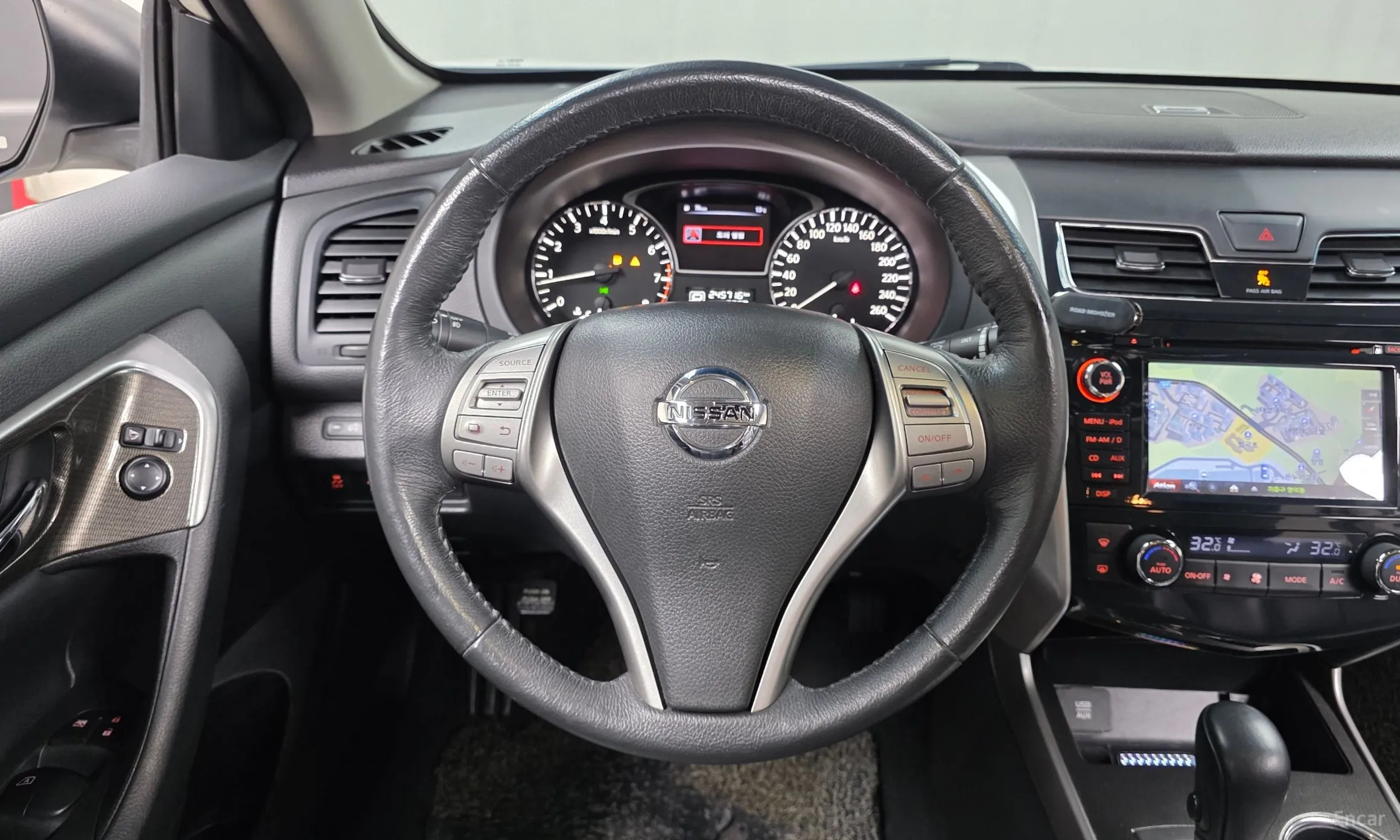 Nissan Altima превью 13