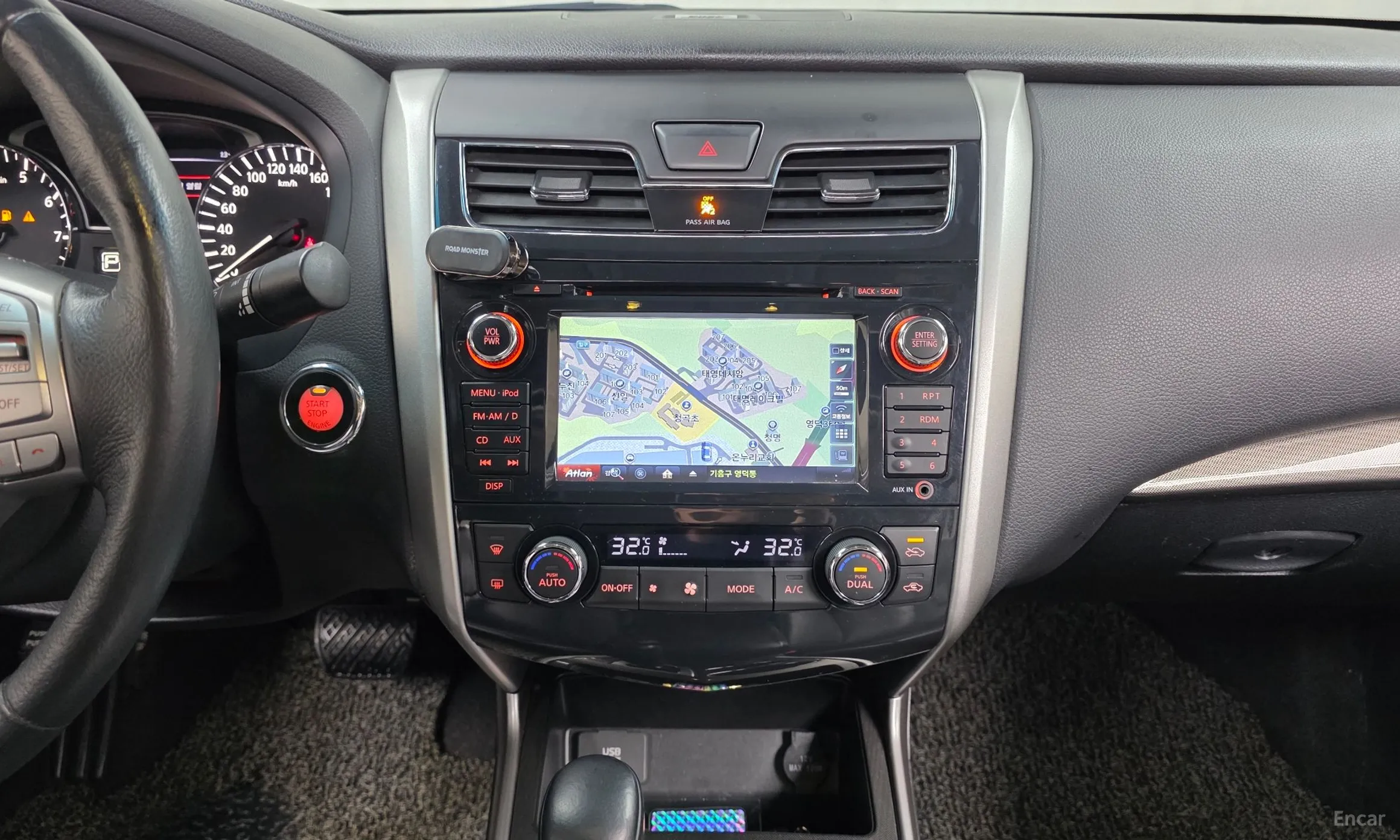 Nissan Altima превью 14