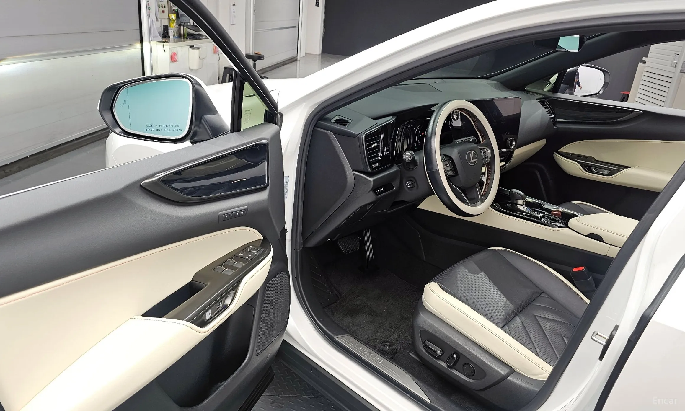 Lexus NX350h Gen 2 превью 10