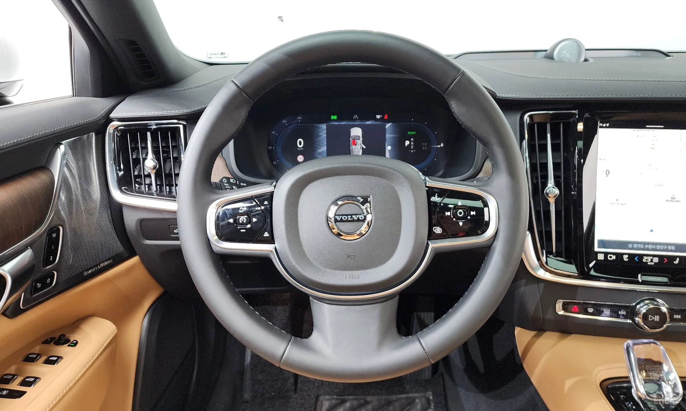 Volvo S90 превью 13