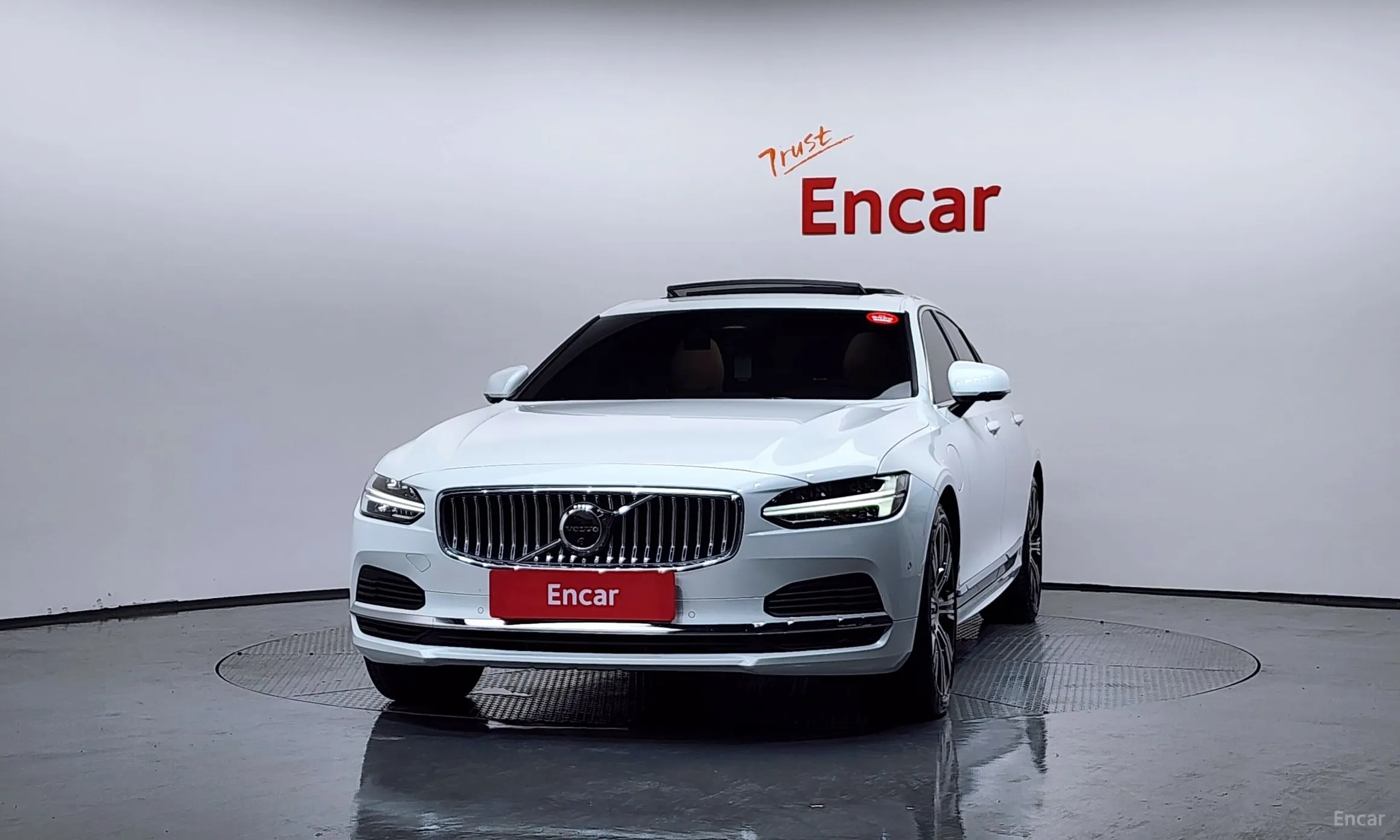 Volvo S90 превью 3