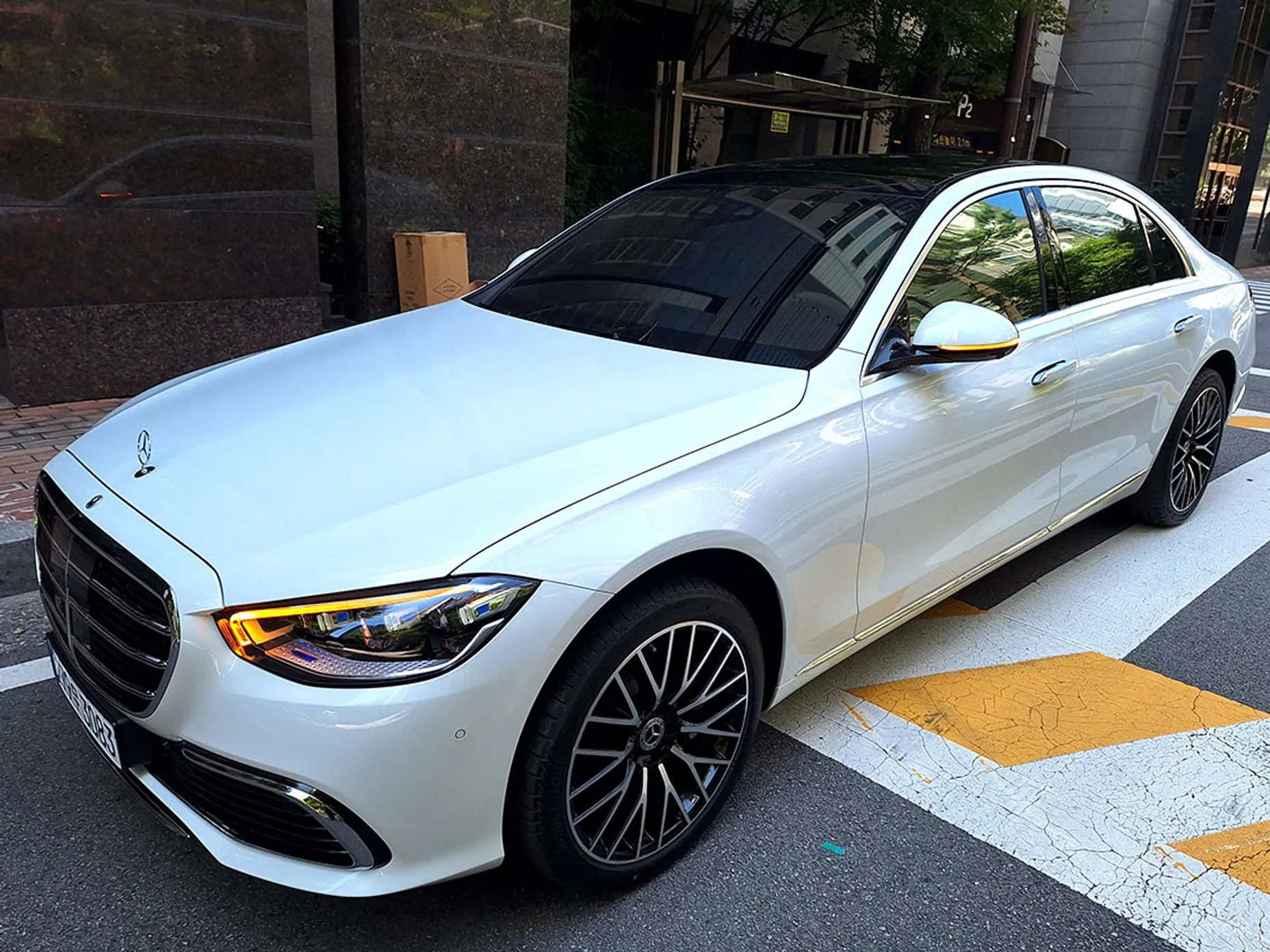 Mercedes Benz S-Class W223