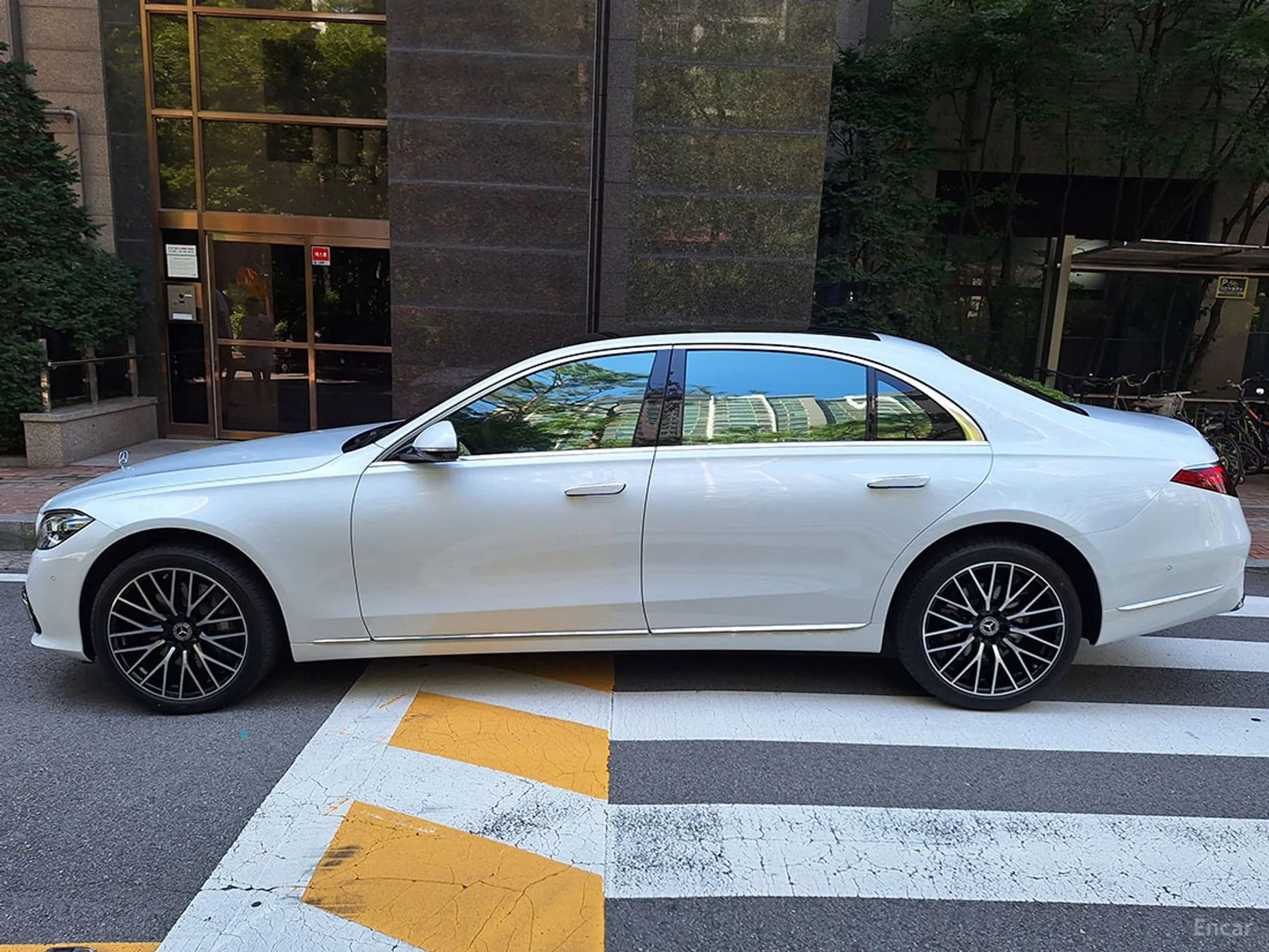 Mercedes Benz S-Class W223 превью 4