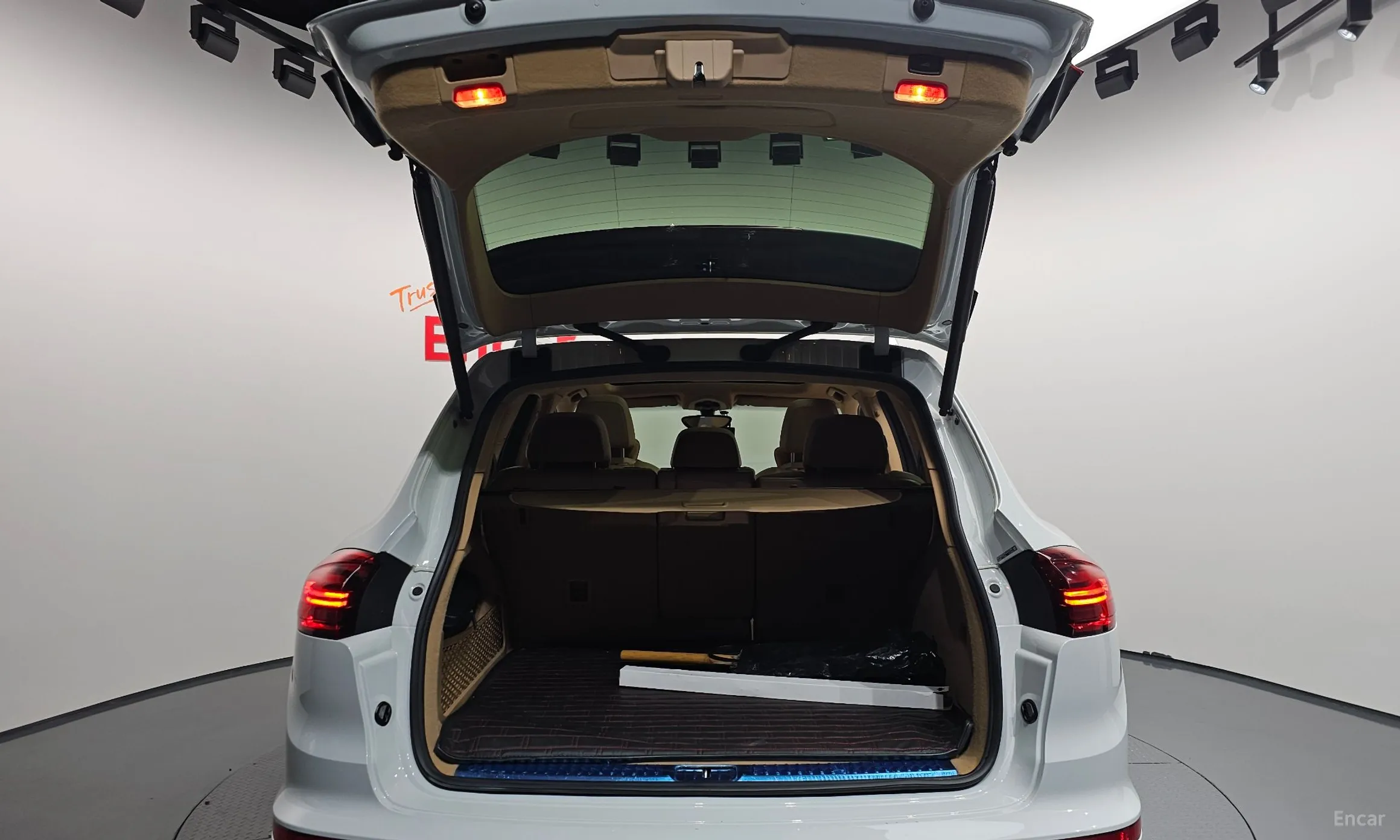 Porsche New Cayenne превью 20