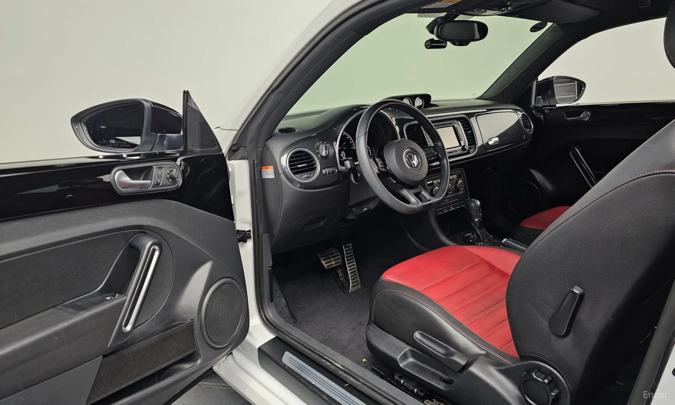 Volkswagen The Beetle превью 10