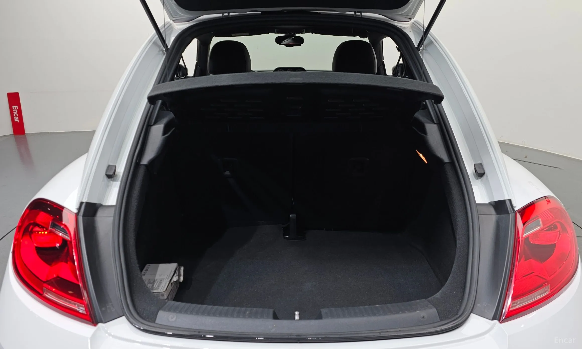 Volkswagen The Beetle превью 20
