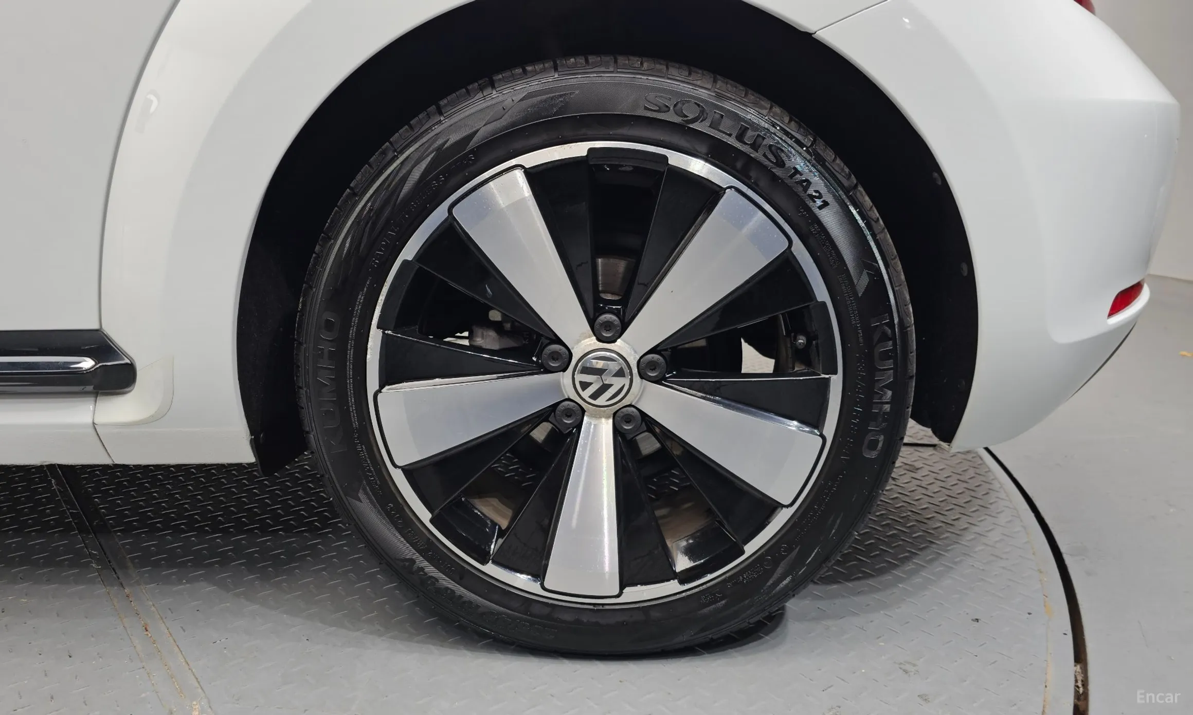 Volkswagen The Beetle превью 5