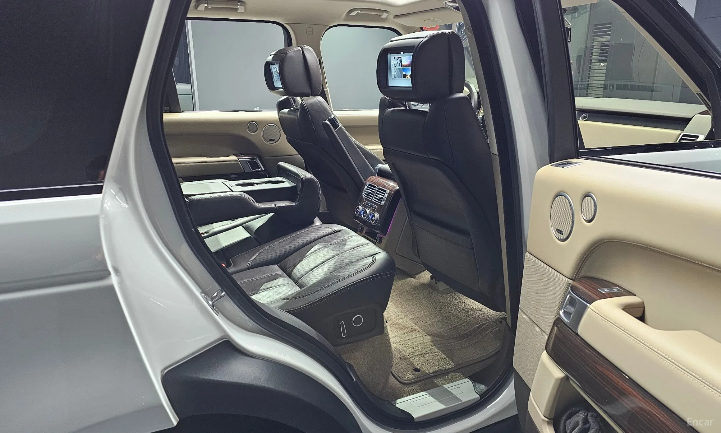Land Rover Range Rover 4th Generation превью 12