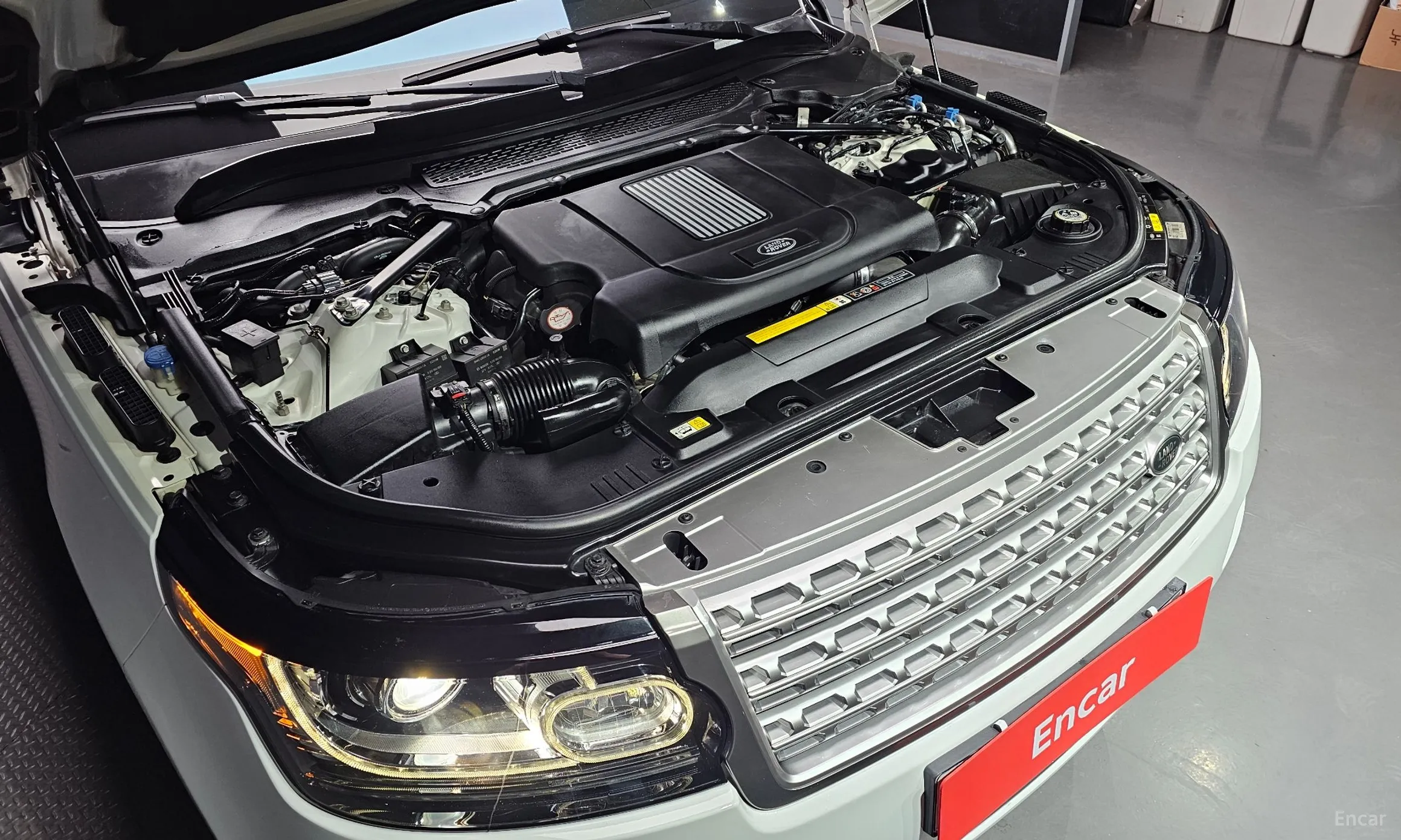 Land Rover Range Rover 4th Generation превью 6