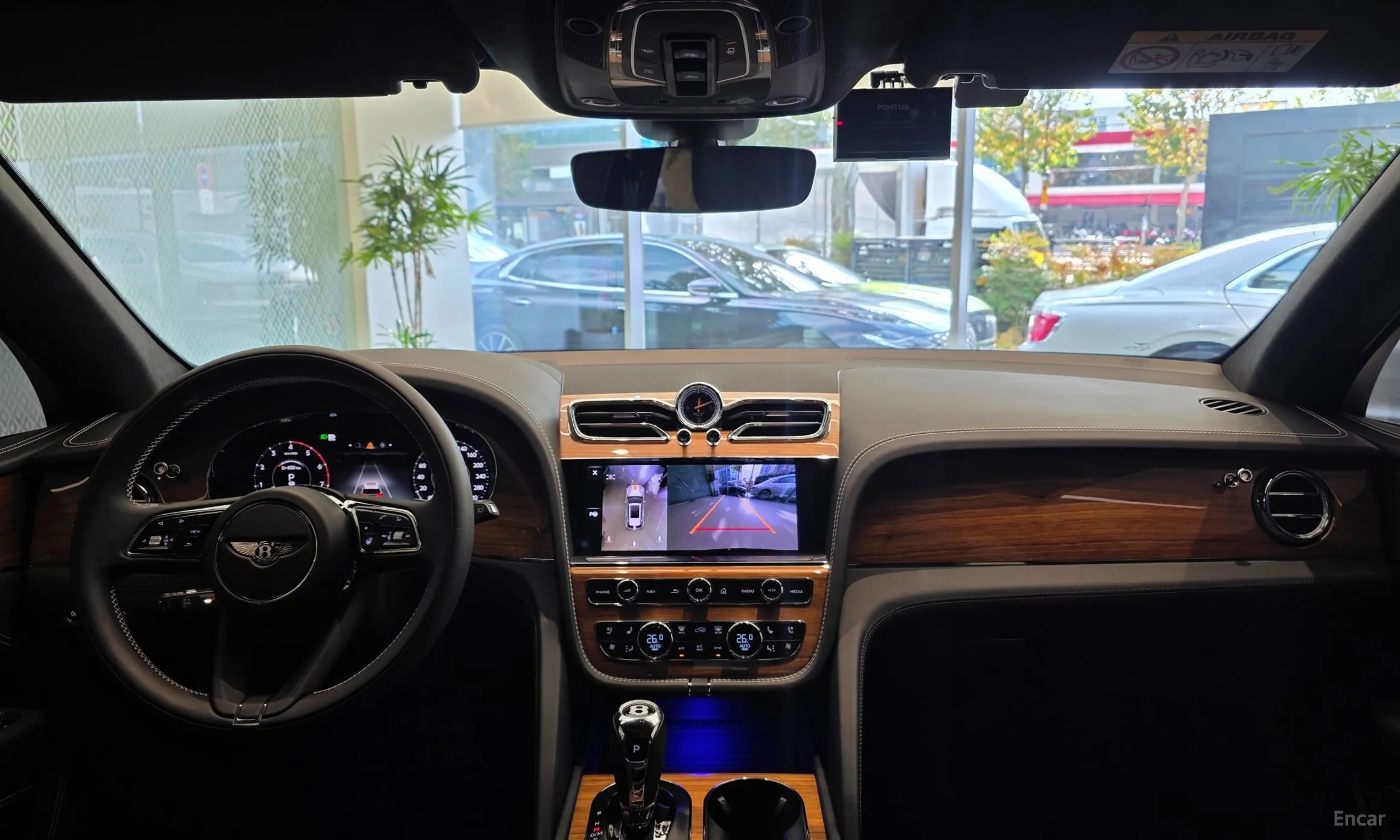 Bentley Bentayga превью 8