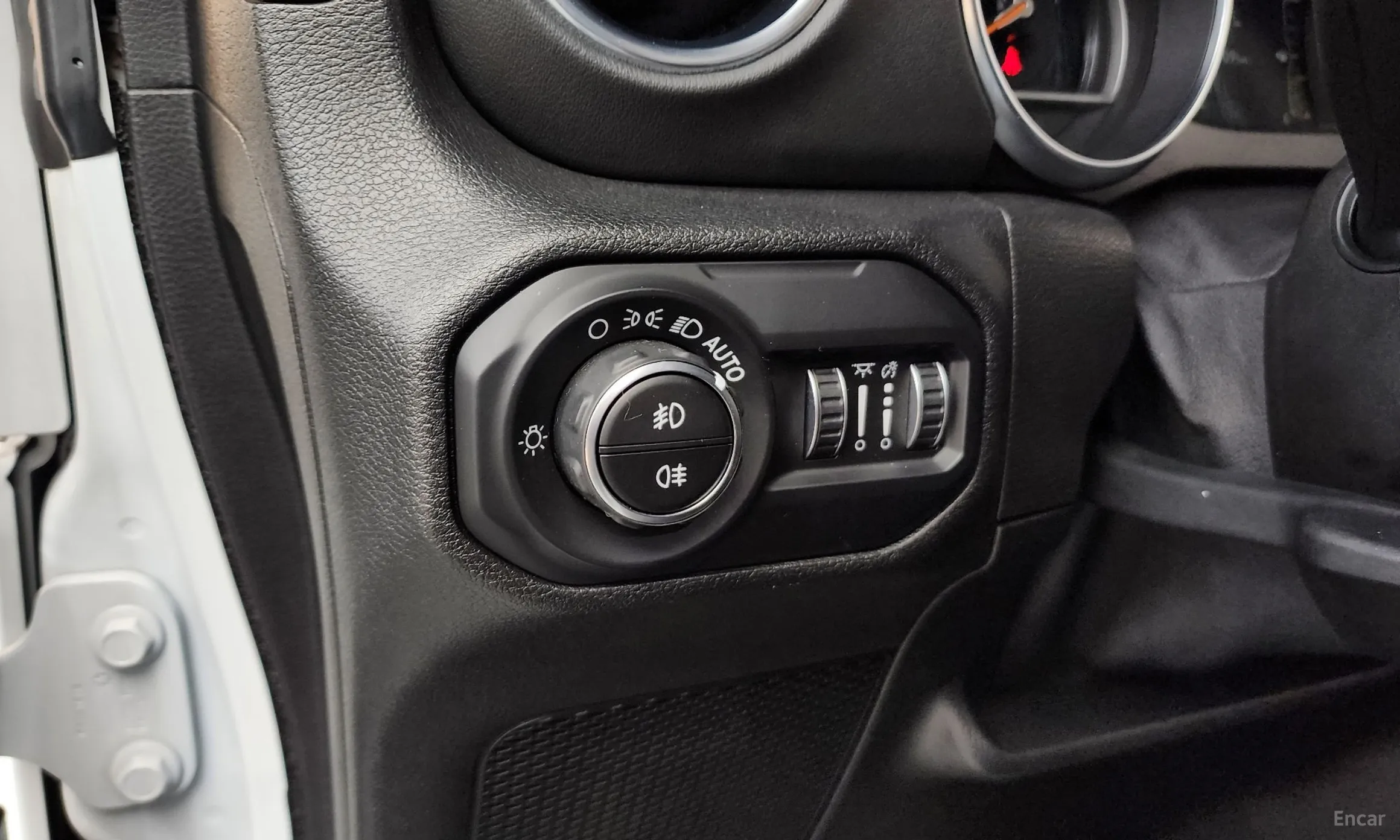 Jeep Wrangler (JL) превью 14