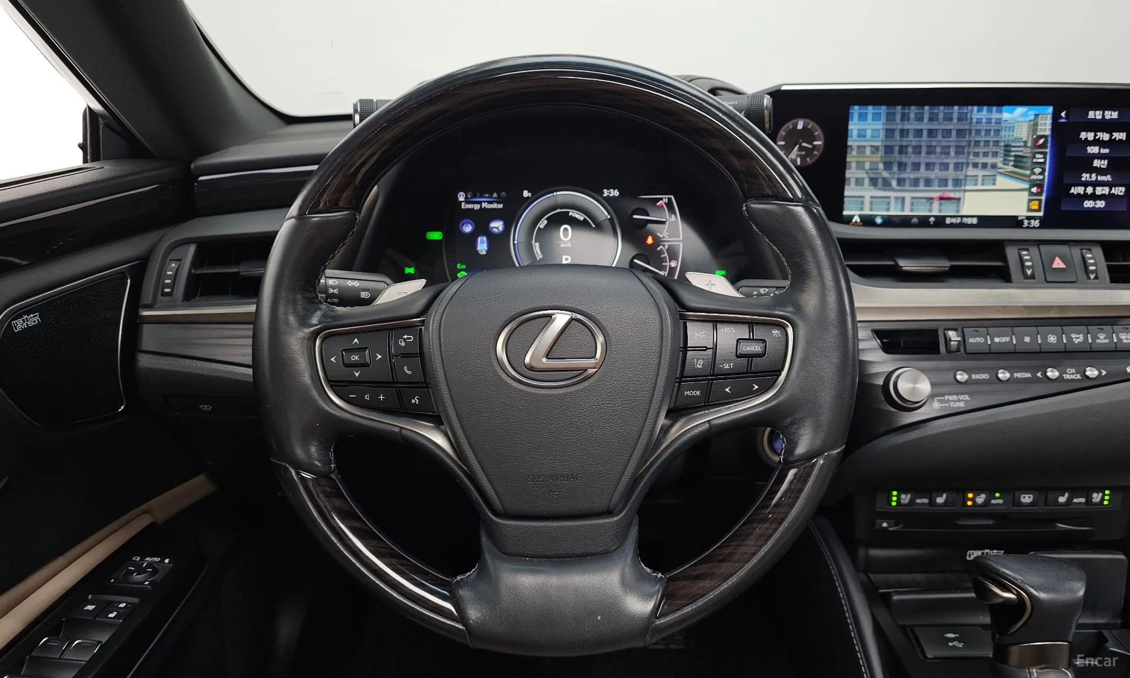 Lexus ES300h 7th Generation превью 13