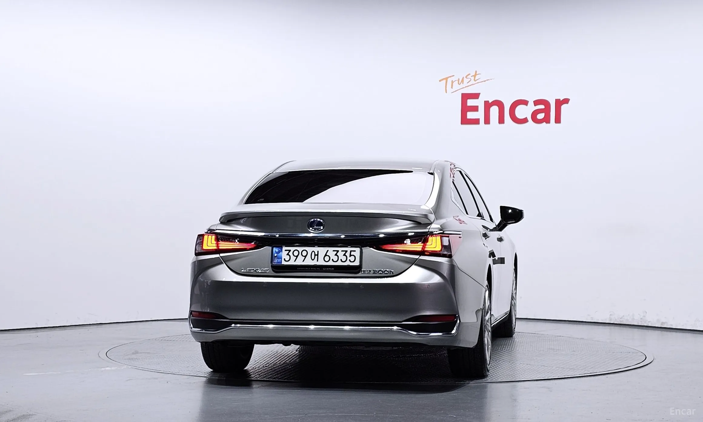 Lexus ES300h 7th Generation превью 4