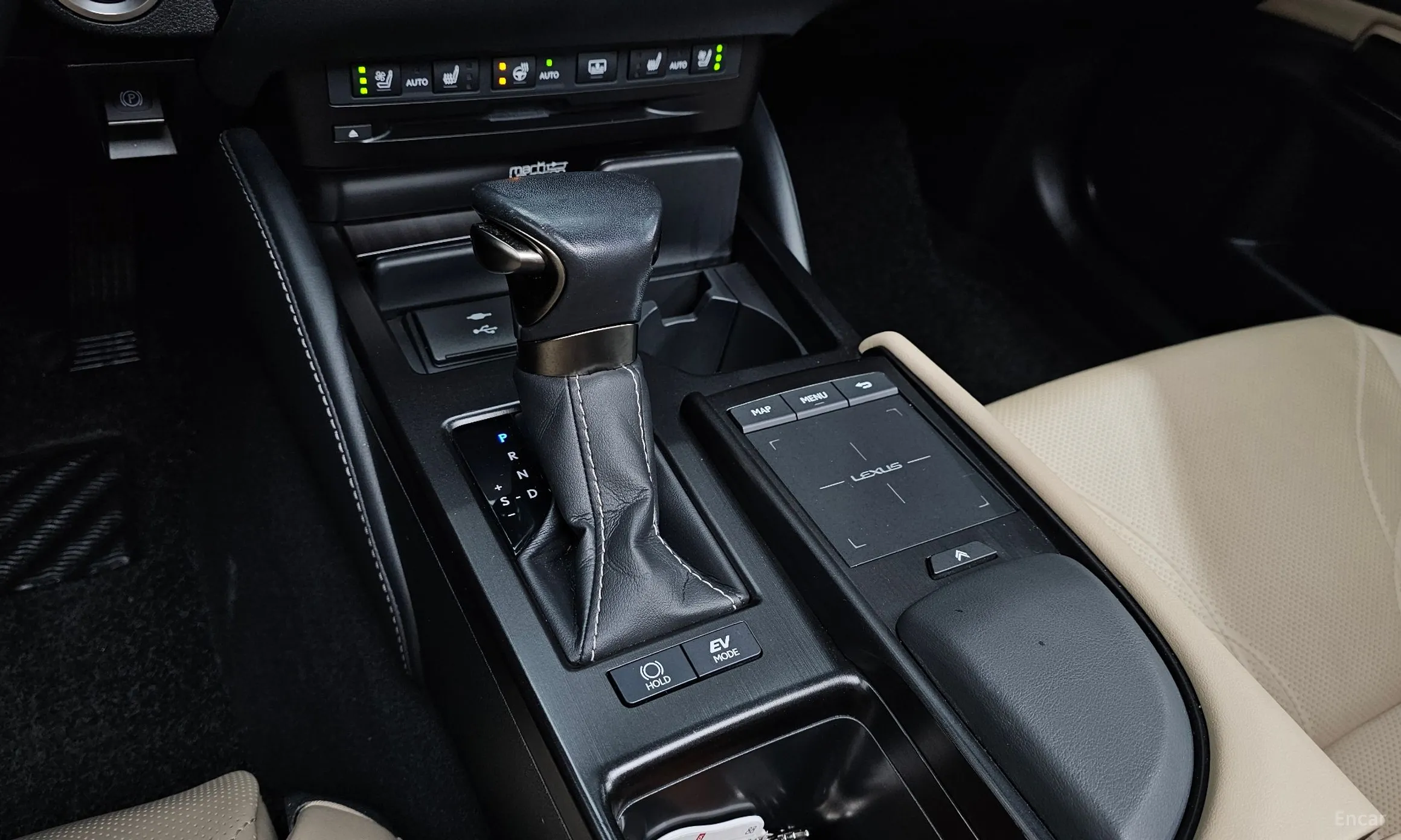 Lexus ES300h 7th Generation превью 9