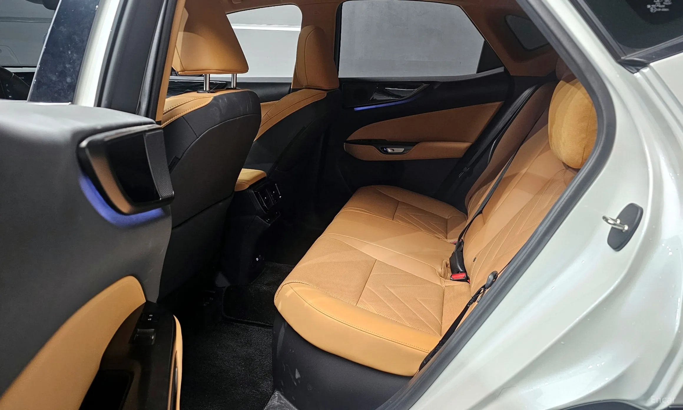 Lexus NX350h Gen 2 превью 13