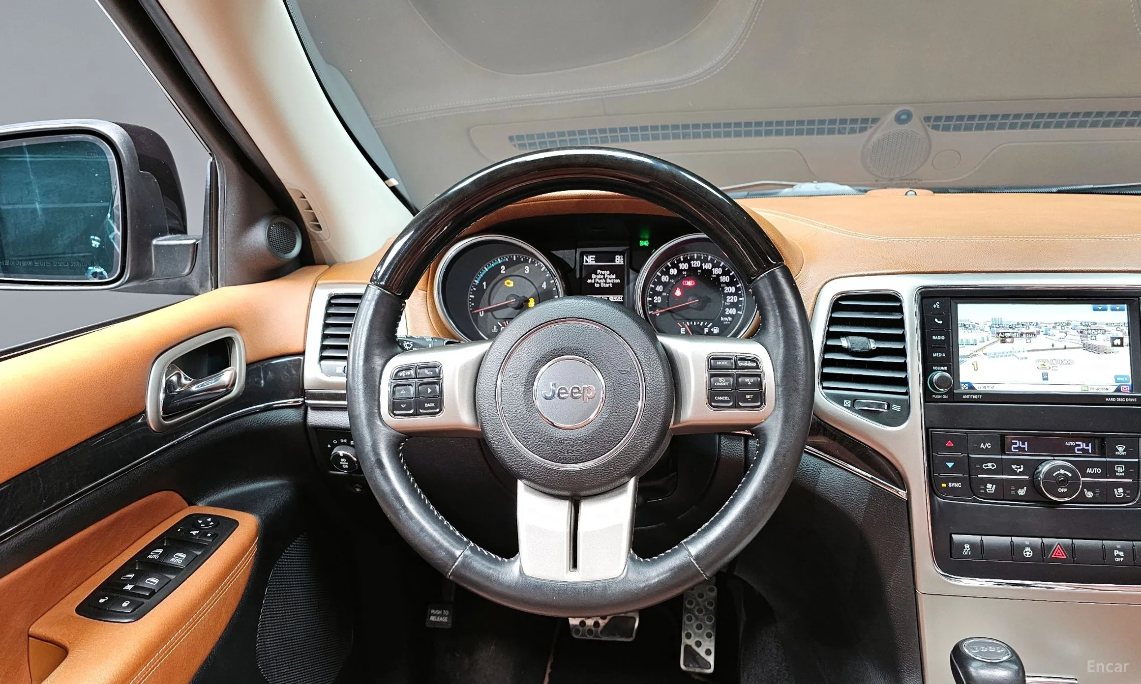 Jeep Grand Cherokee превью 13
