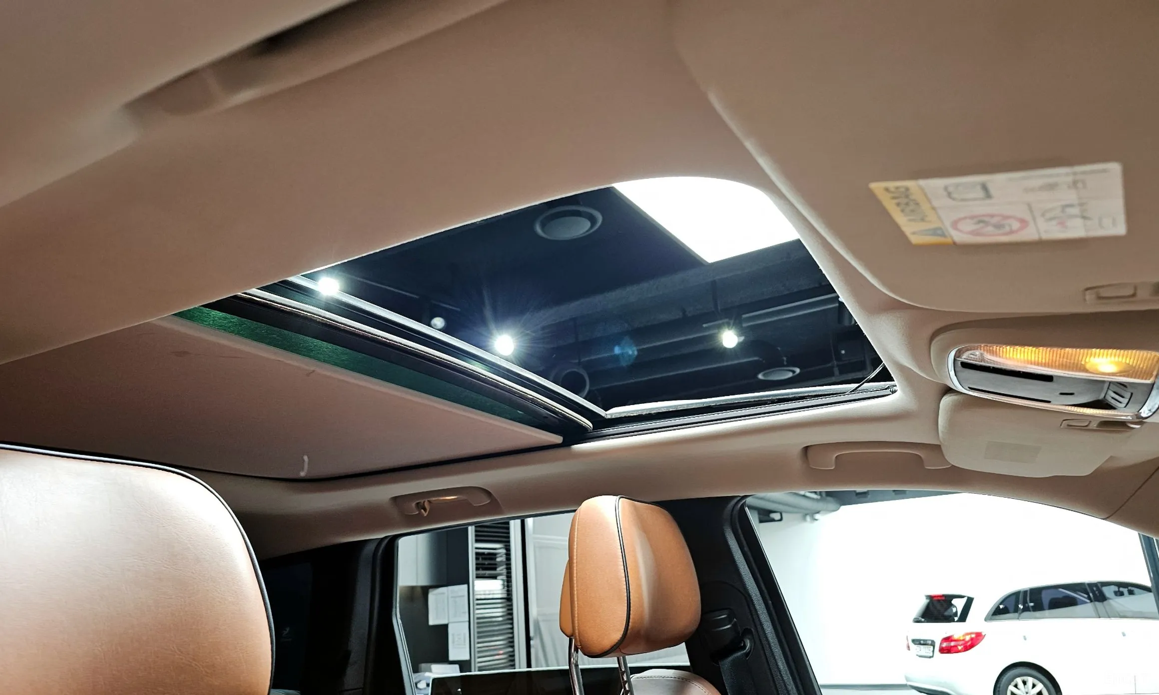 Jeep Grand Cherokee превью 18