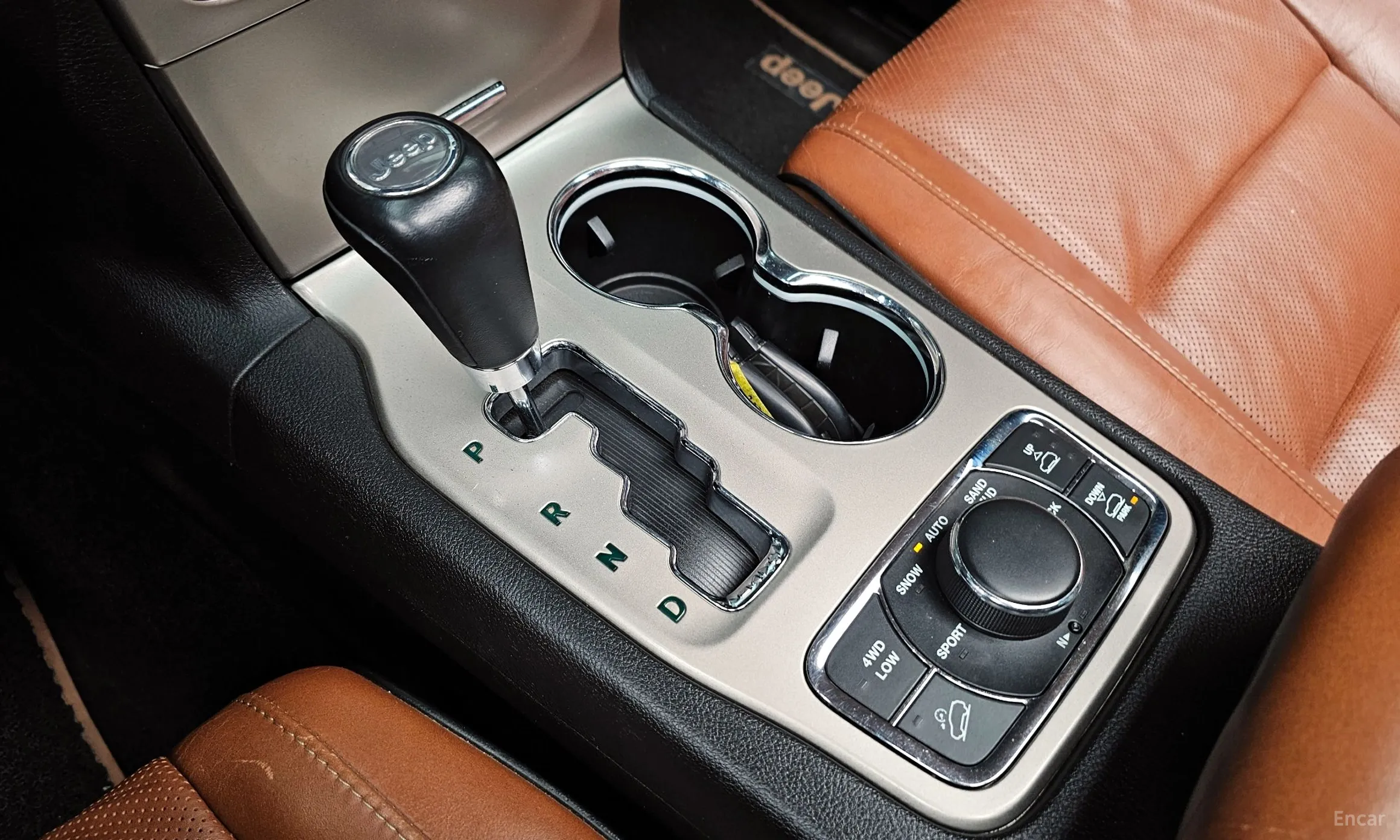 Jeep Grand Cherokee превью 9