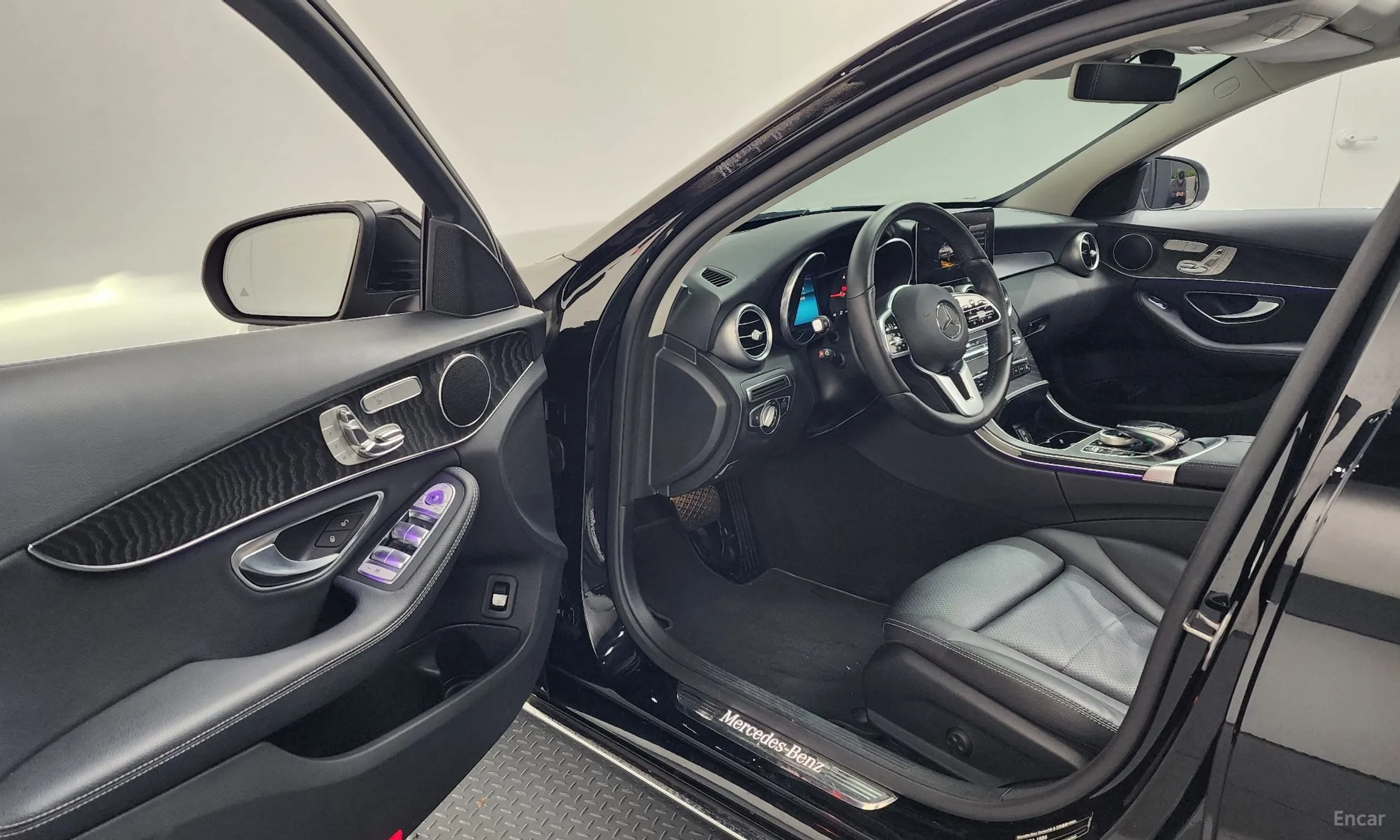 Mercedes Benz C-Class W205 превью 10