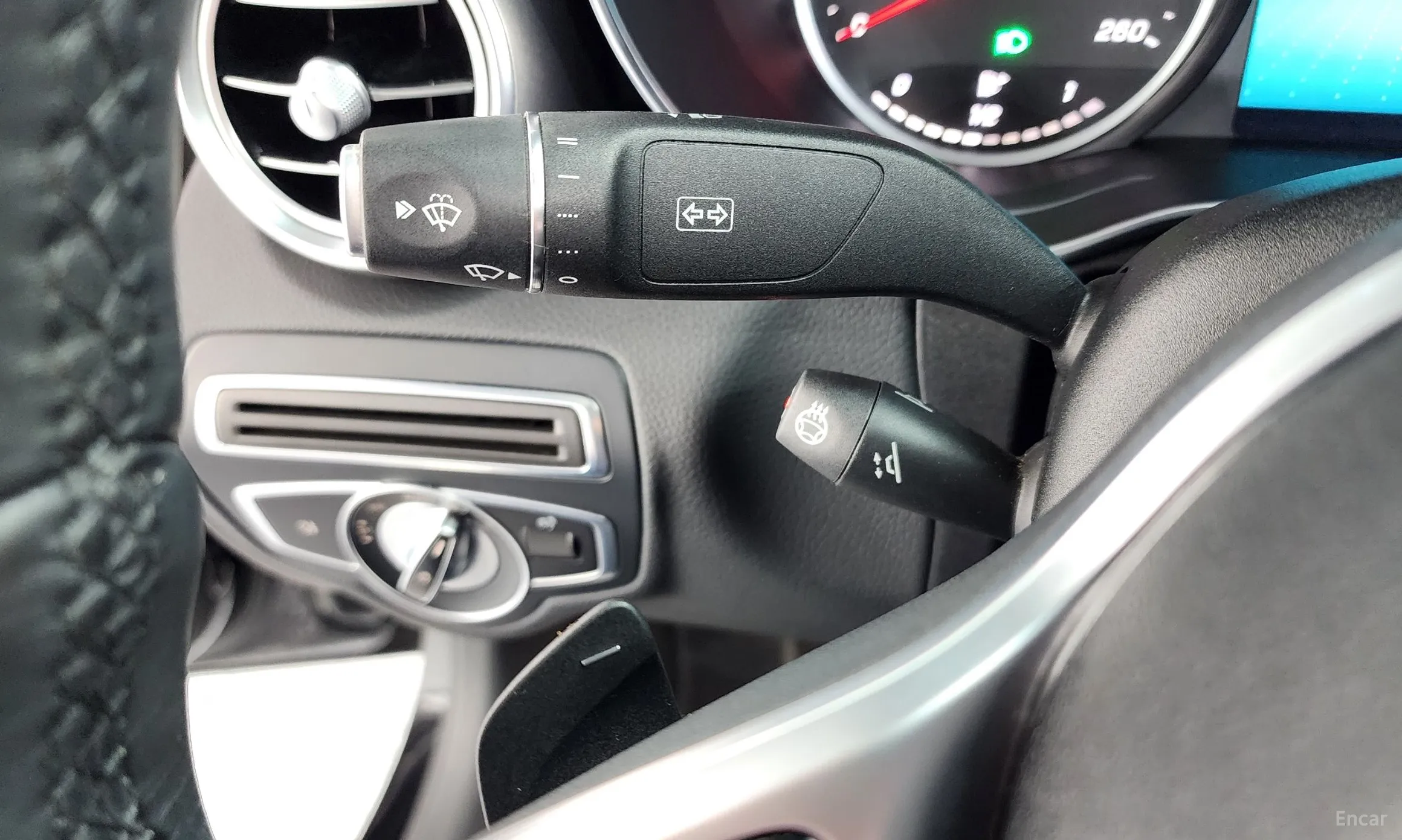 Mercedes Benz C-Class W205 превью 14