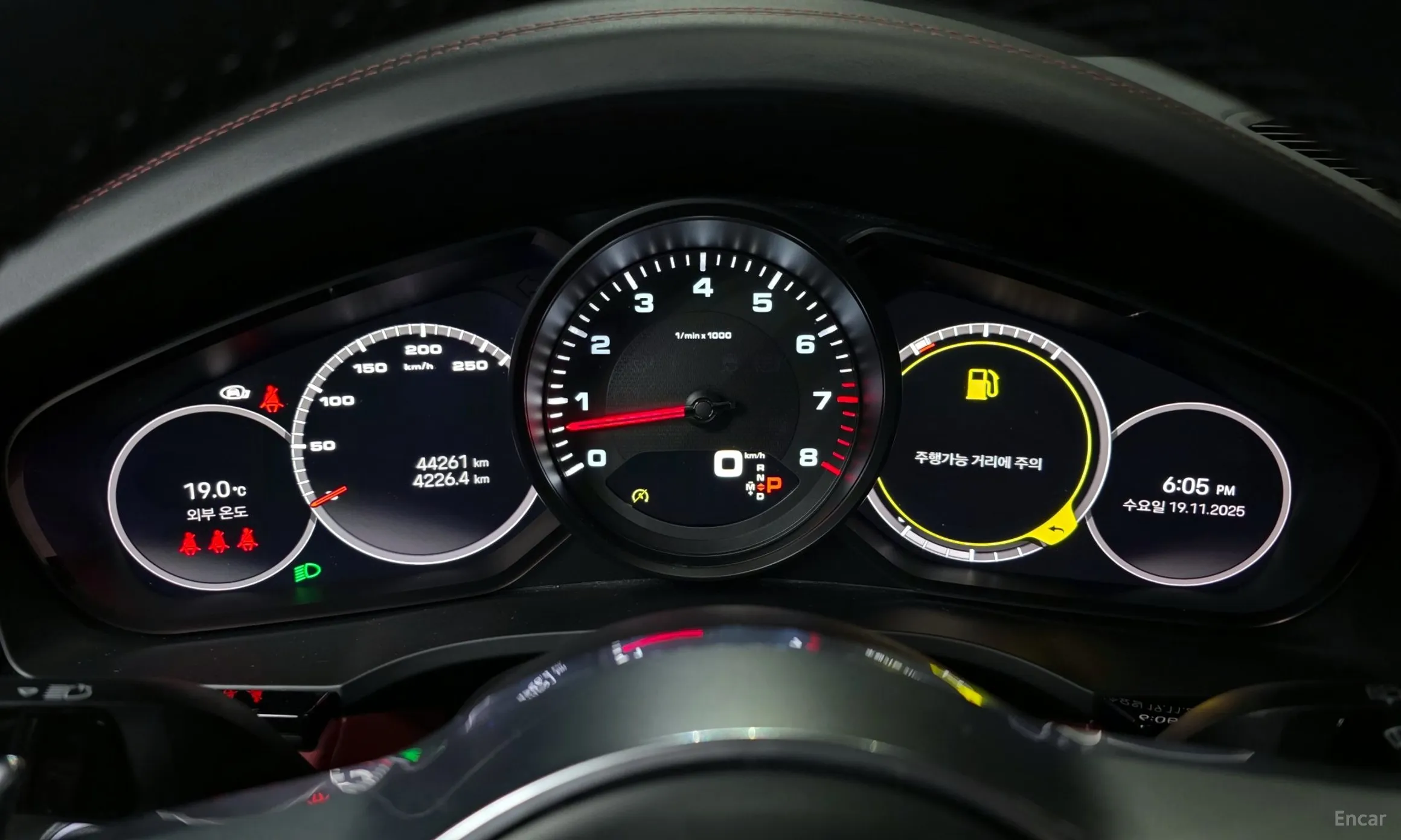 Porsche Cayenne (PO536) превью 8
