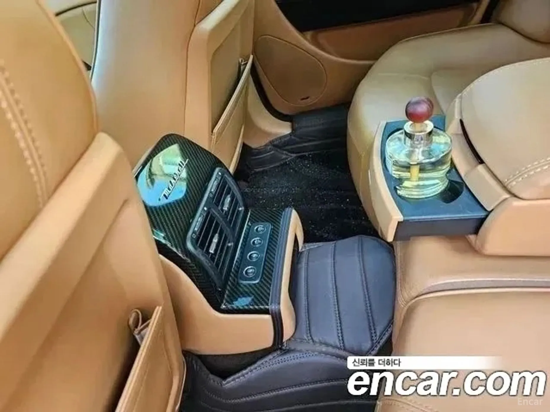 Maserati Quattroporte превью 12