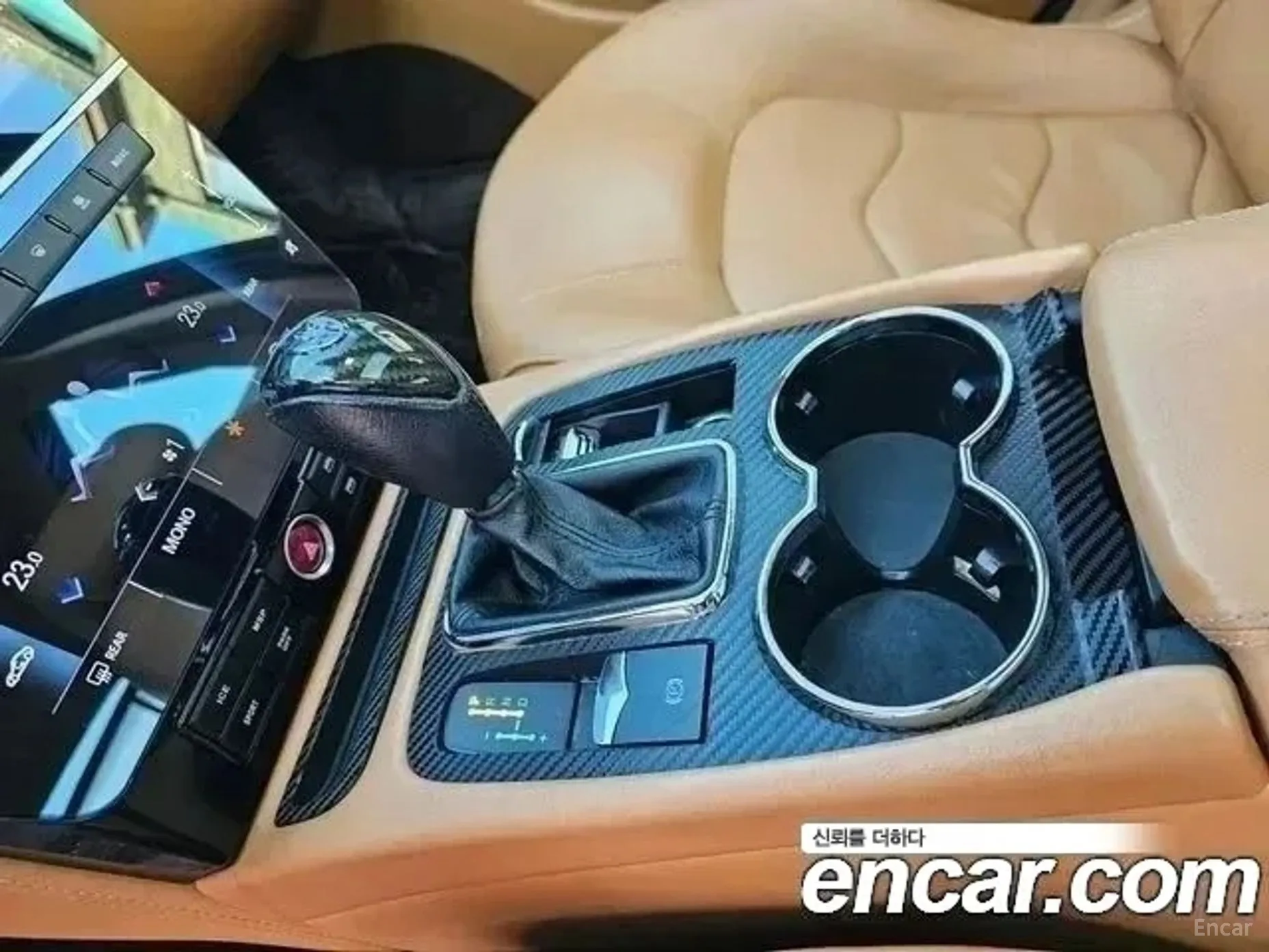 Maserati Quattroporte превью 19