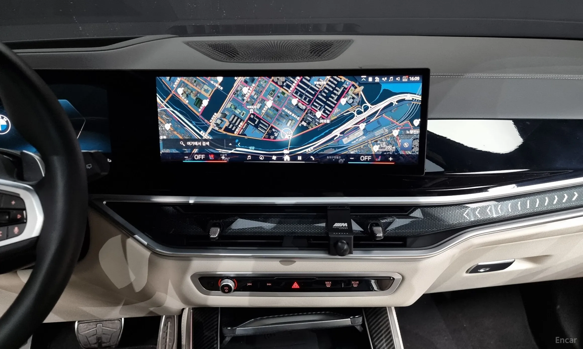 BMW X5 (G05) превью 14